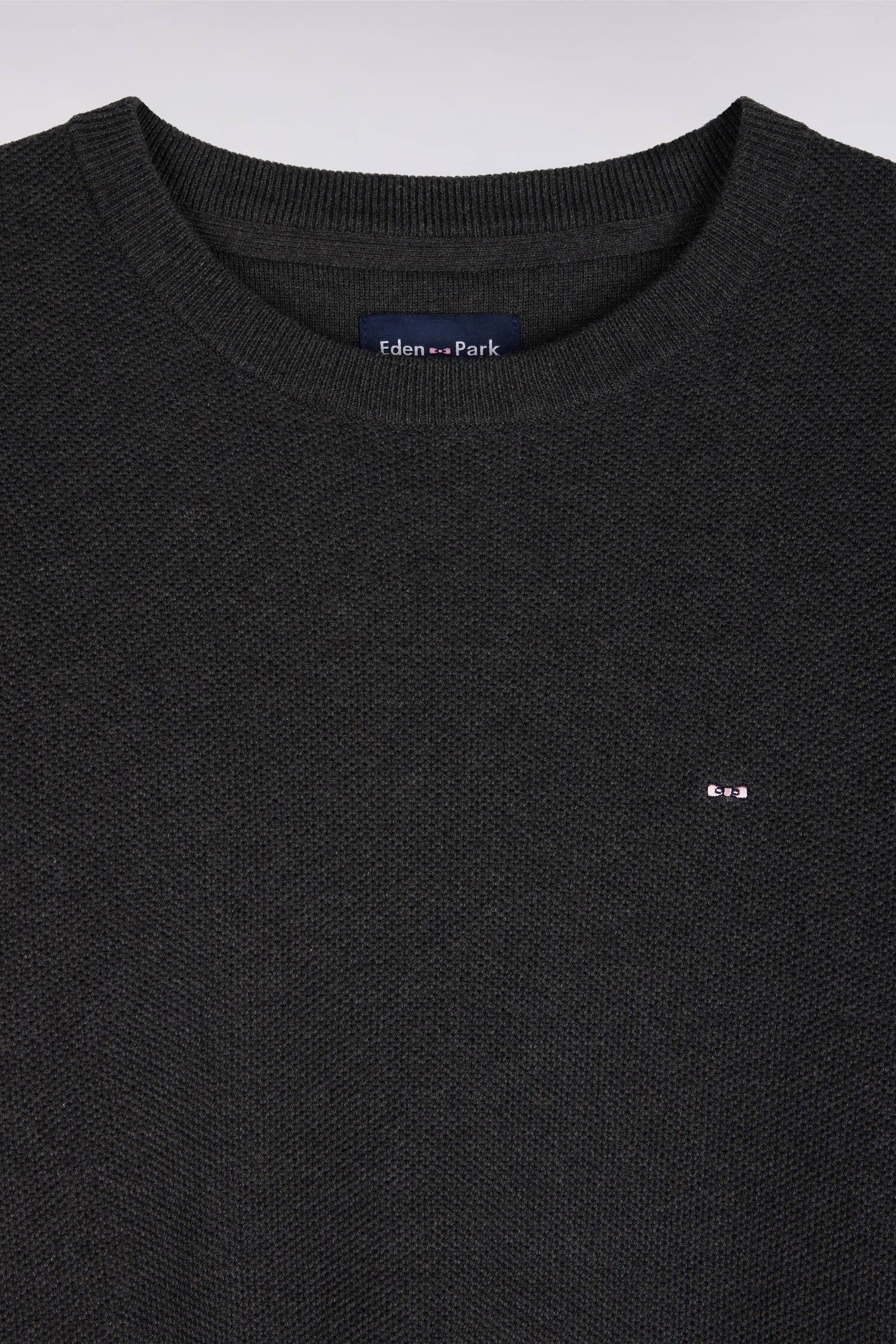 Pull col rond en coton gris foncé coupe droite