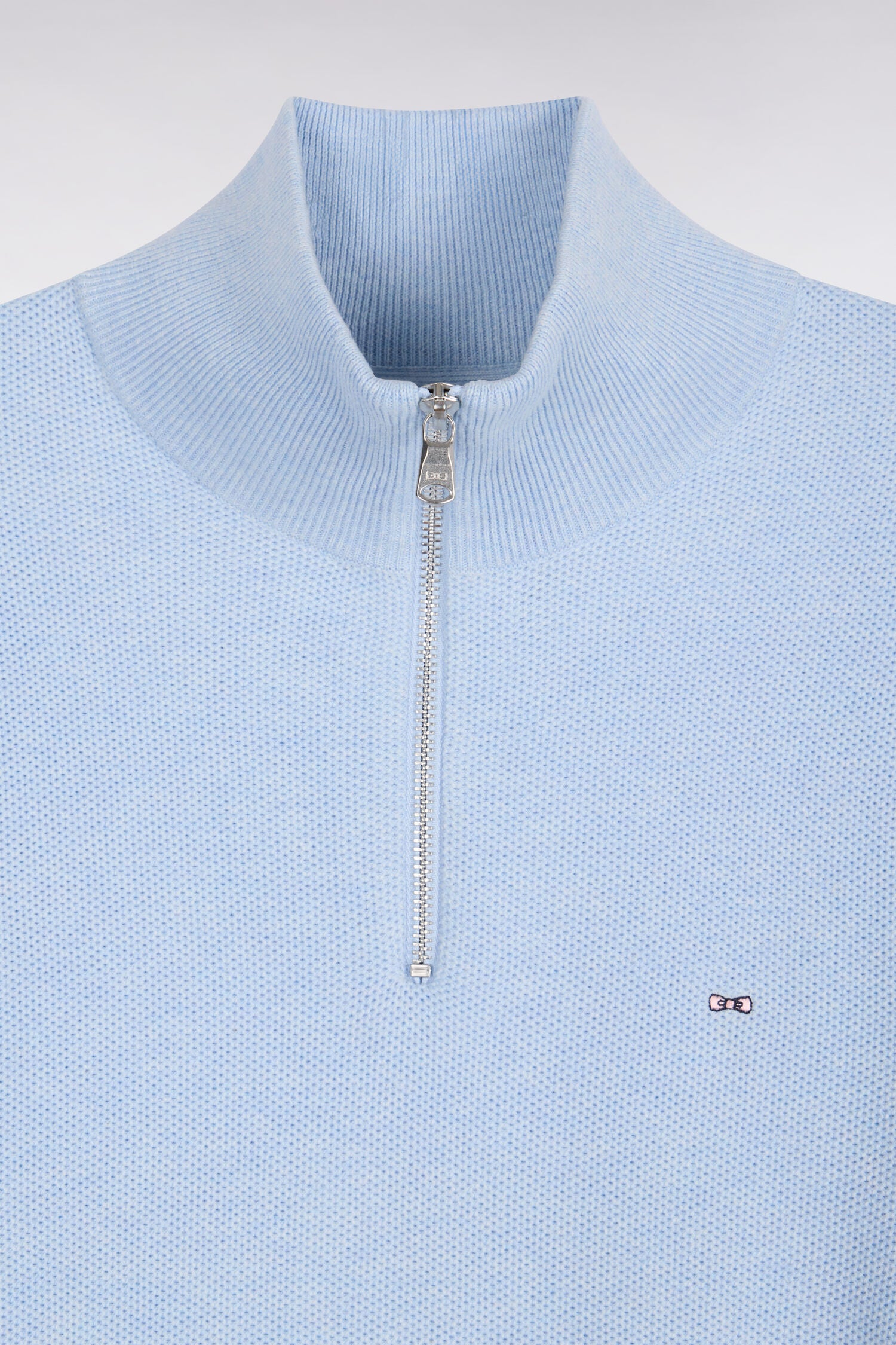 Pull col camionneur en coton bleu ciel coupe droite