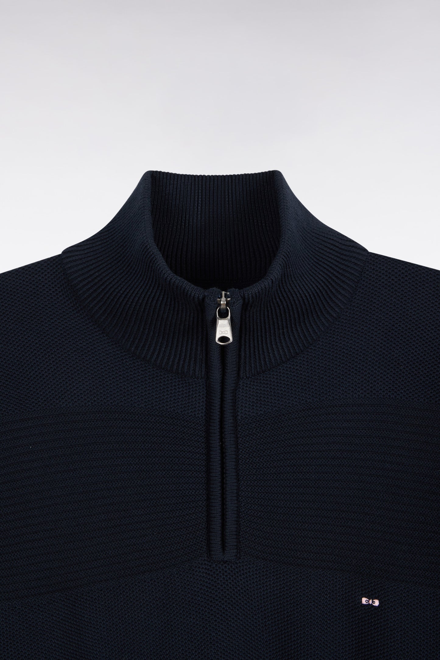 Pull à col camionneur zippé en maille marine à effets de rayures coupe regular