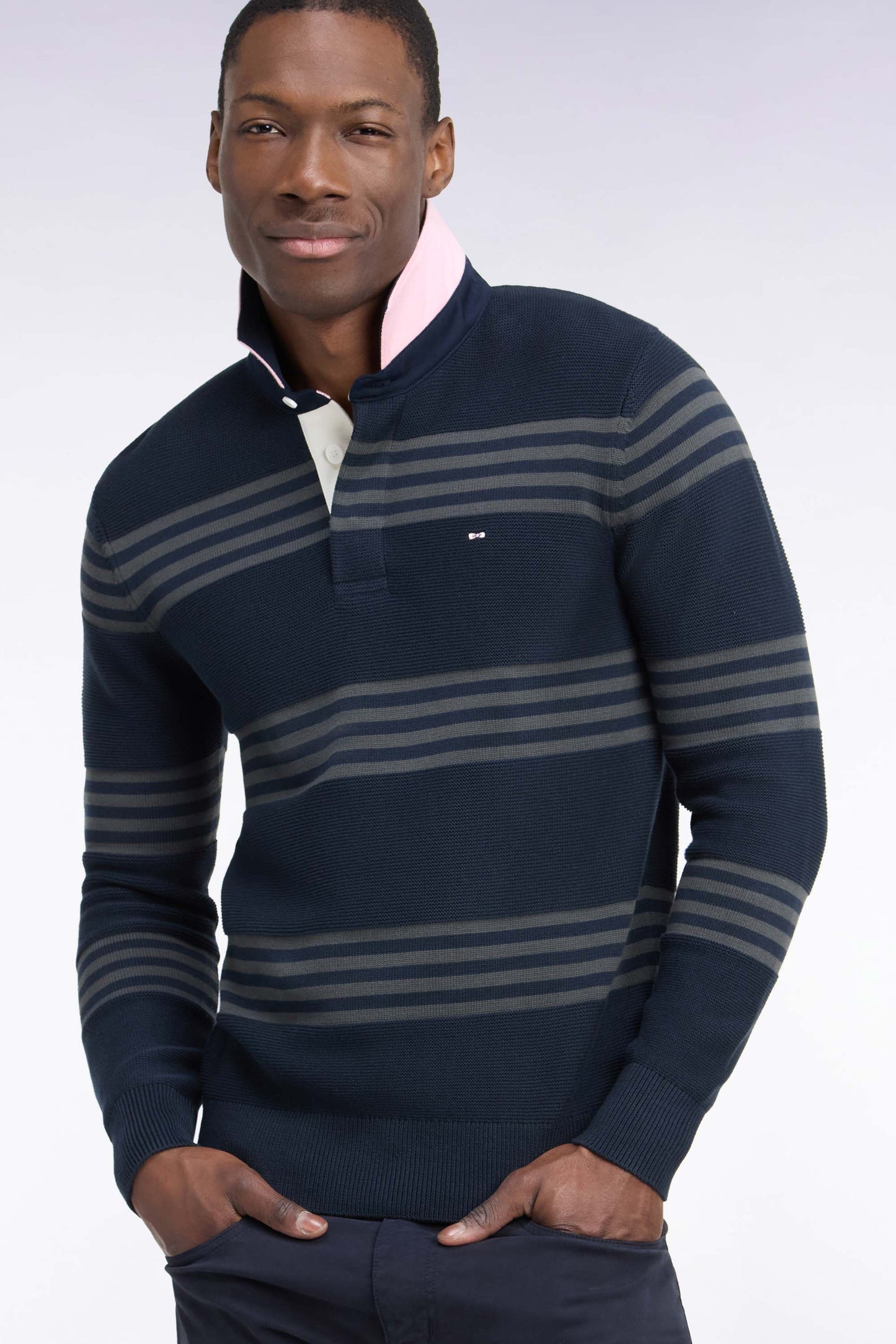 Pull à col maillot en coton kaki et marine coupe droite