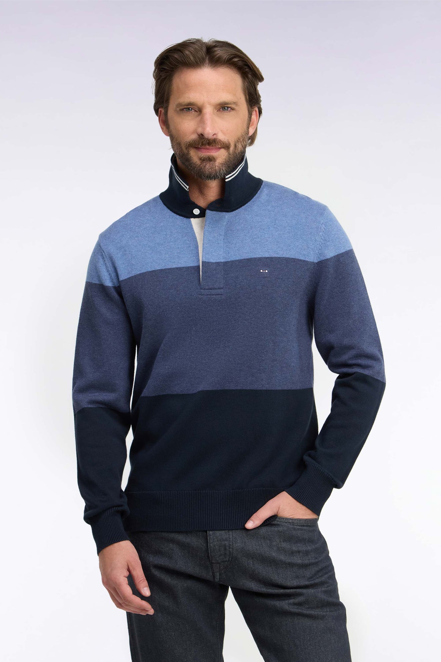 Pull à col maillot en coton tricolore à effet de rayures marine coupe regular