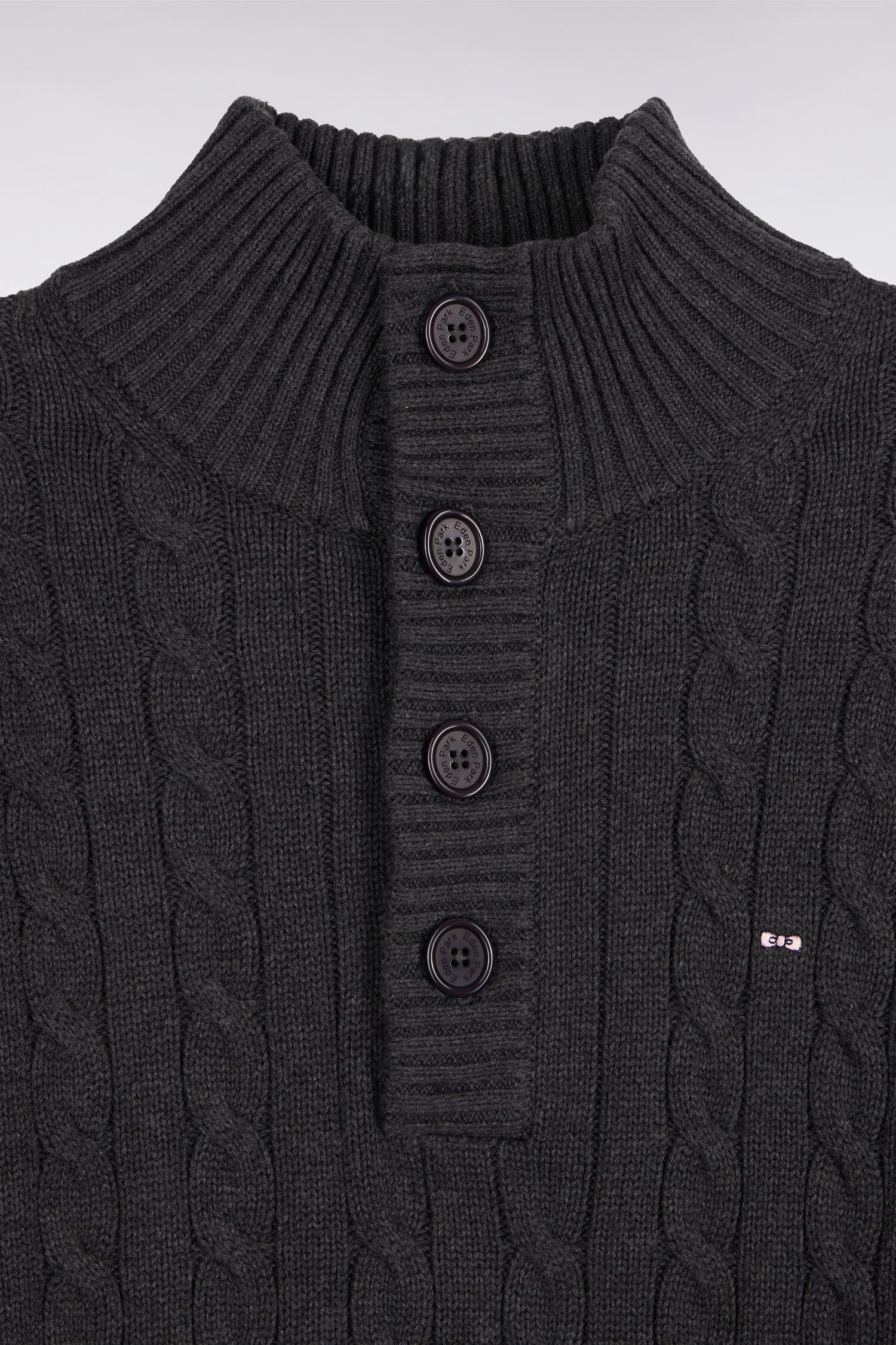 Pullover mit Zopfmuster col geknöpft aus Baumwolle Grau gerade Passform