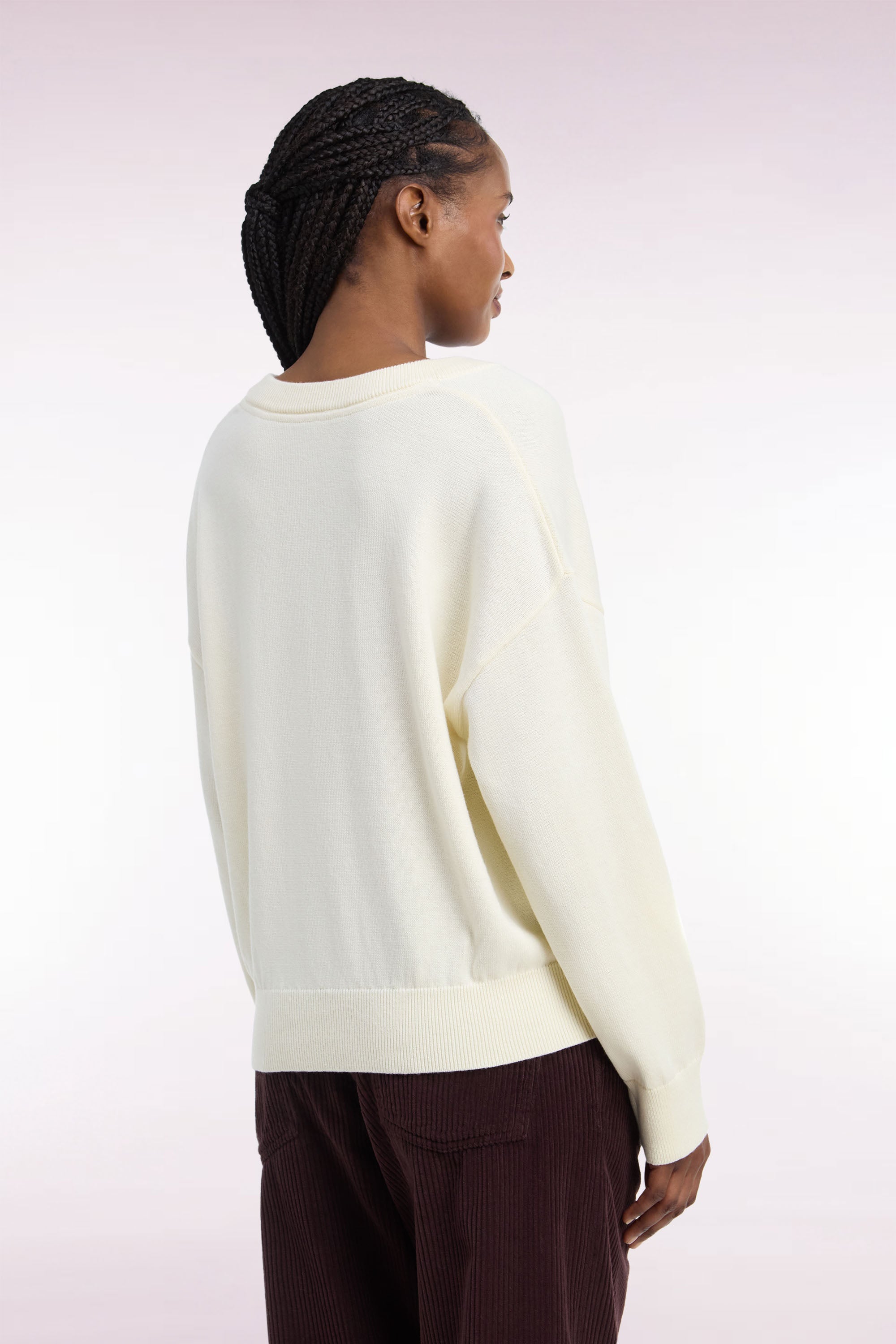 Pull col V en laine et coton écru coupe oversized