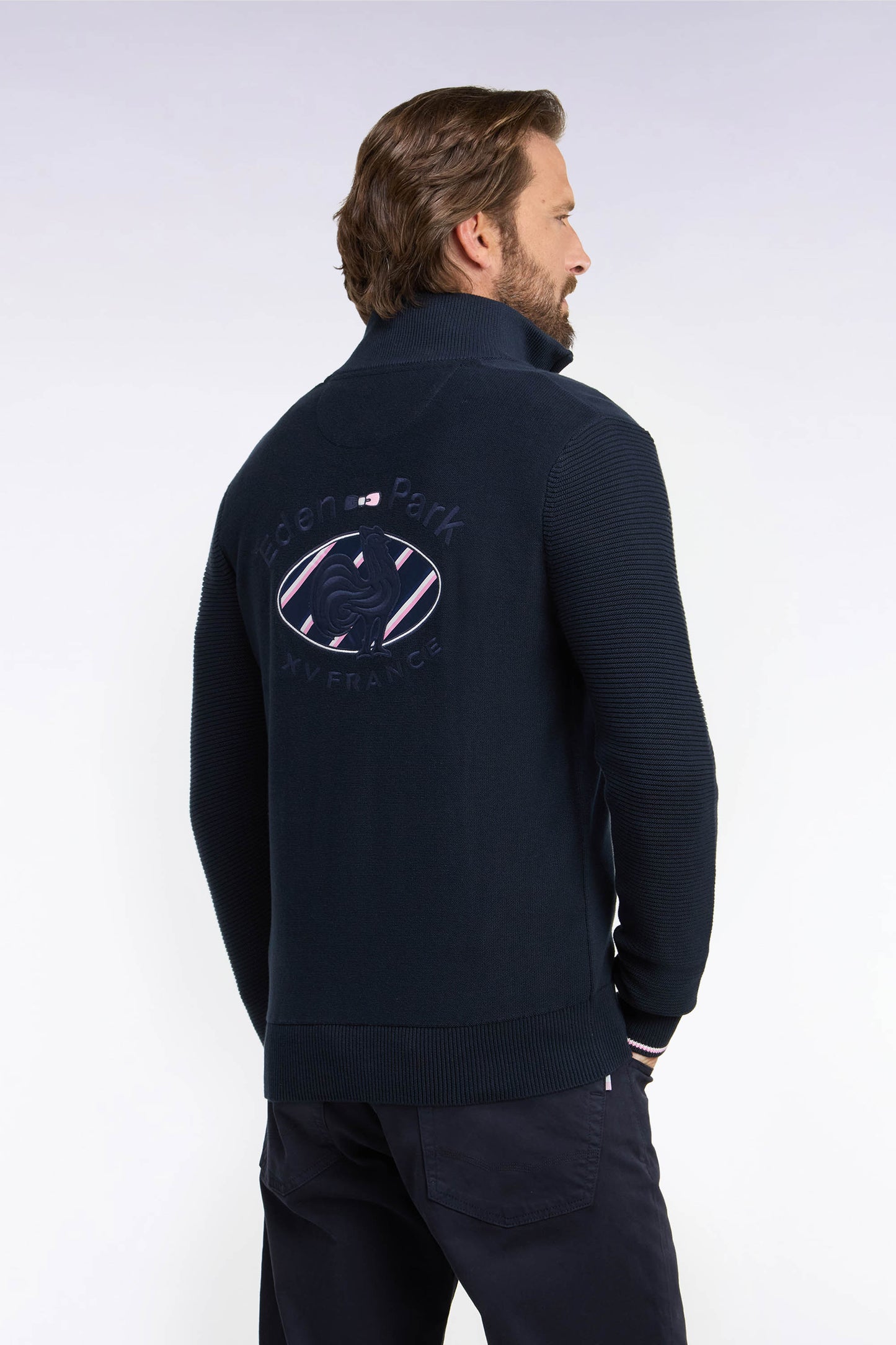 Pull à col montant zippé en coton marine broderie XV de France coupe regular