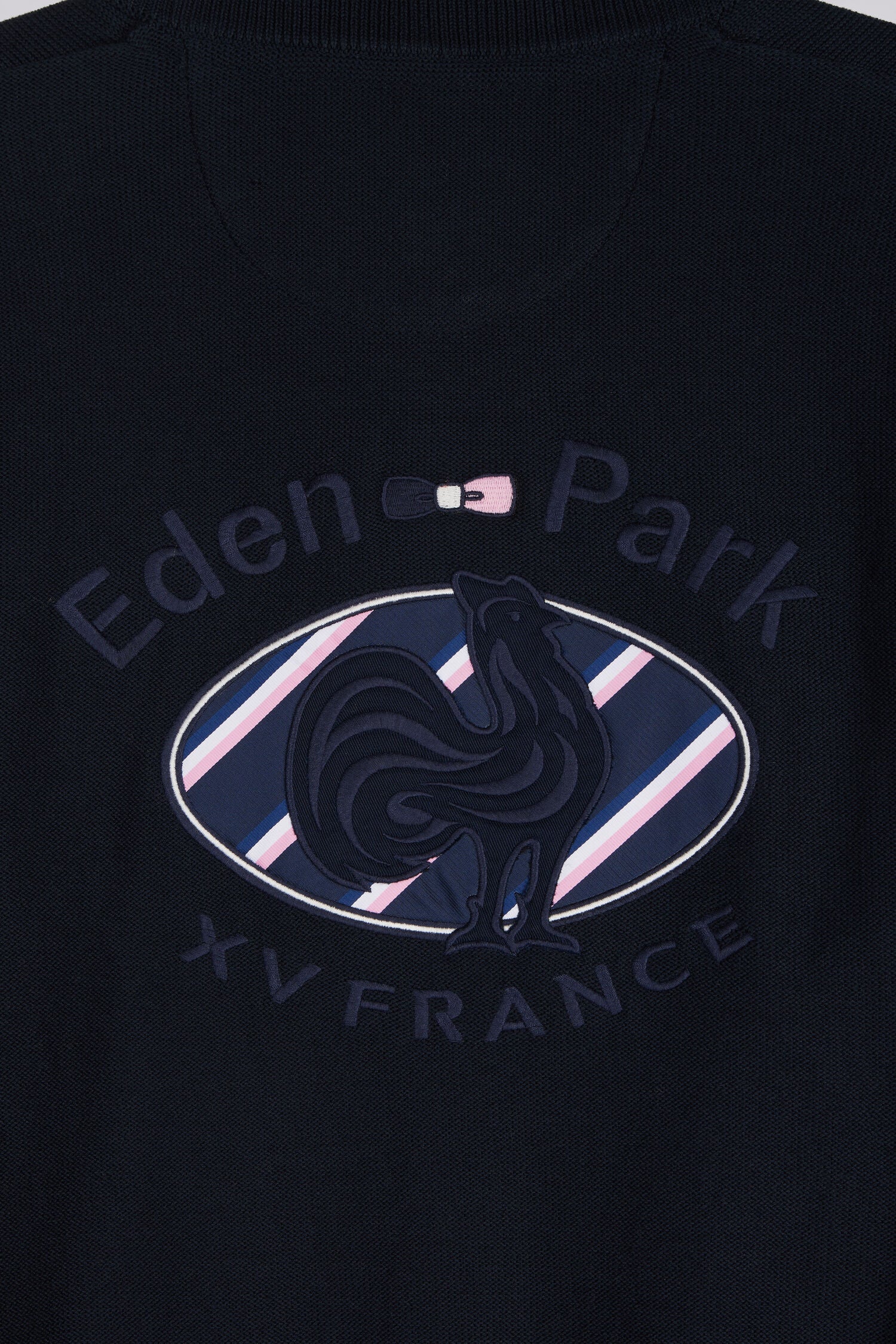 Pull à col montant zippé en coton marine broderie XV de France coupe regular