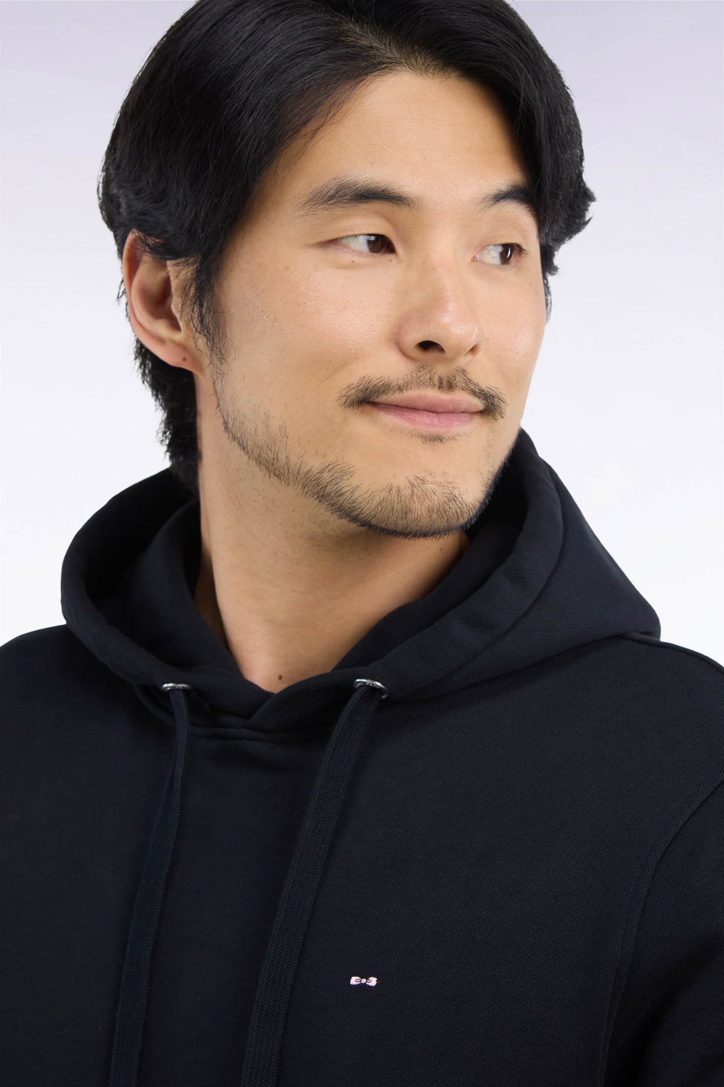 Sweatshirt à capuche en molleton coton noir coupe droite