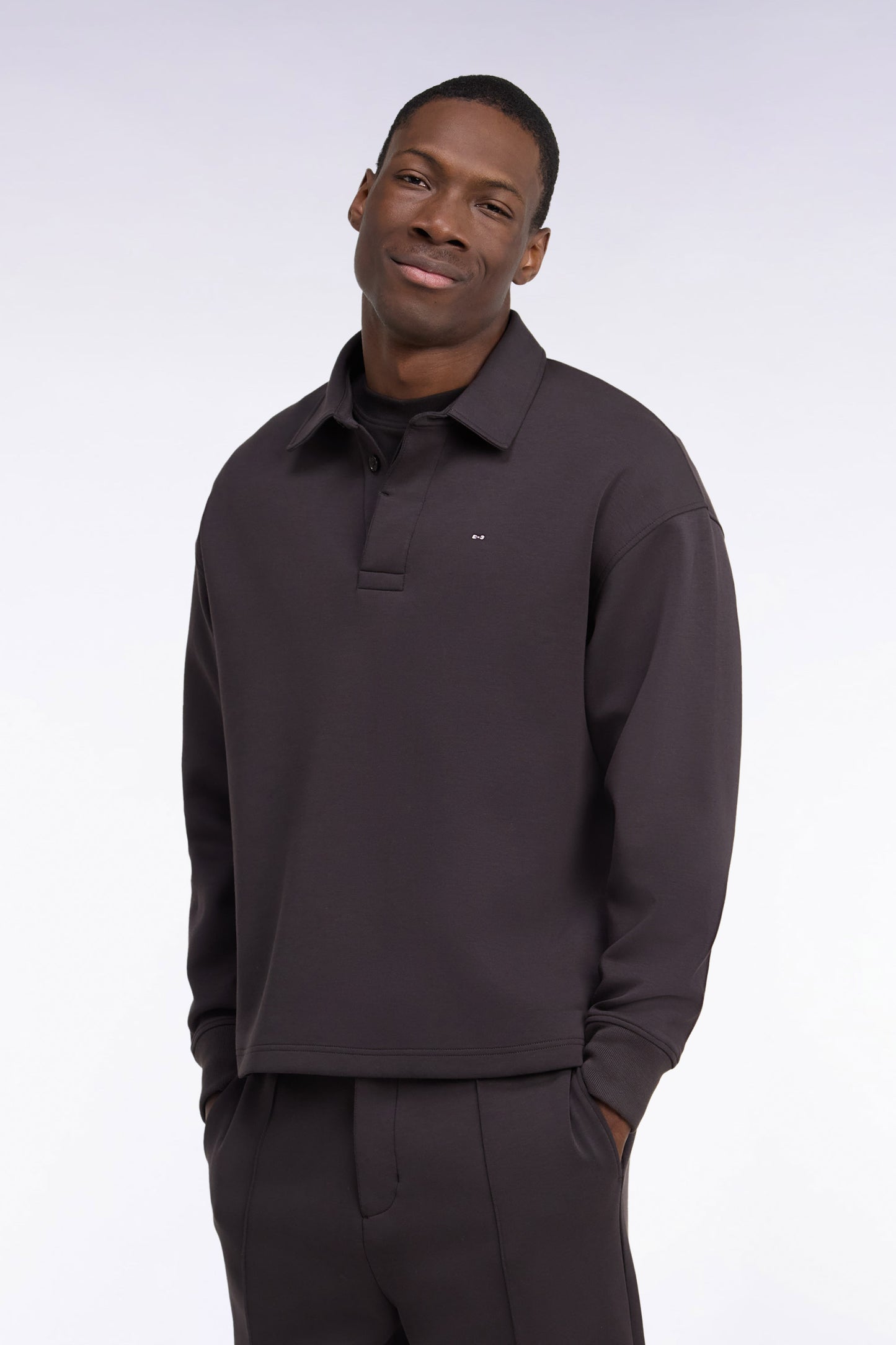 Sweatshirt unisexe à col maillot en interlock de coton marron