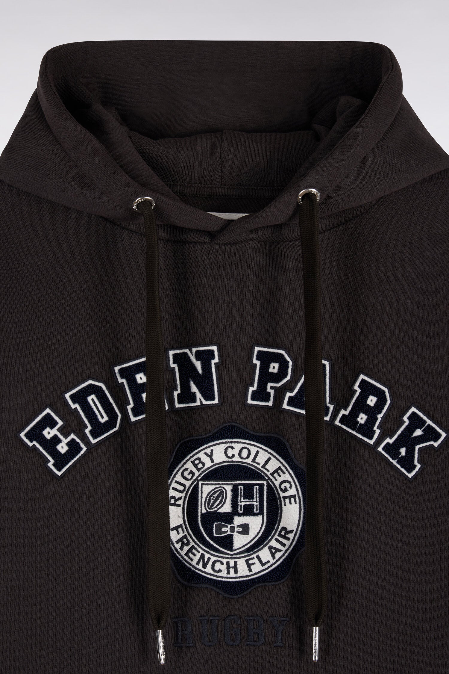 Sweatshirt à capuche en molleton marron broderie héritage rugby coupe droite
