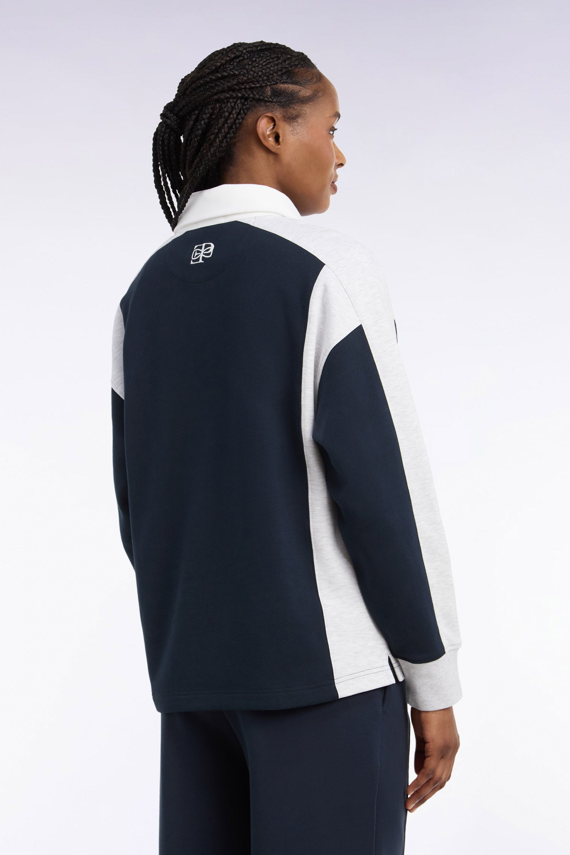 Sweatshirt unisexe à col maillot en interlock marine et découpes contrastées coupe loose