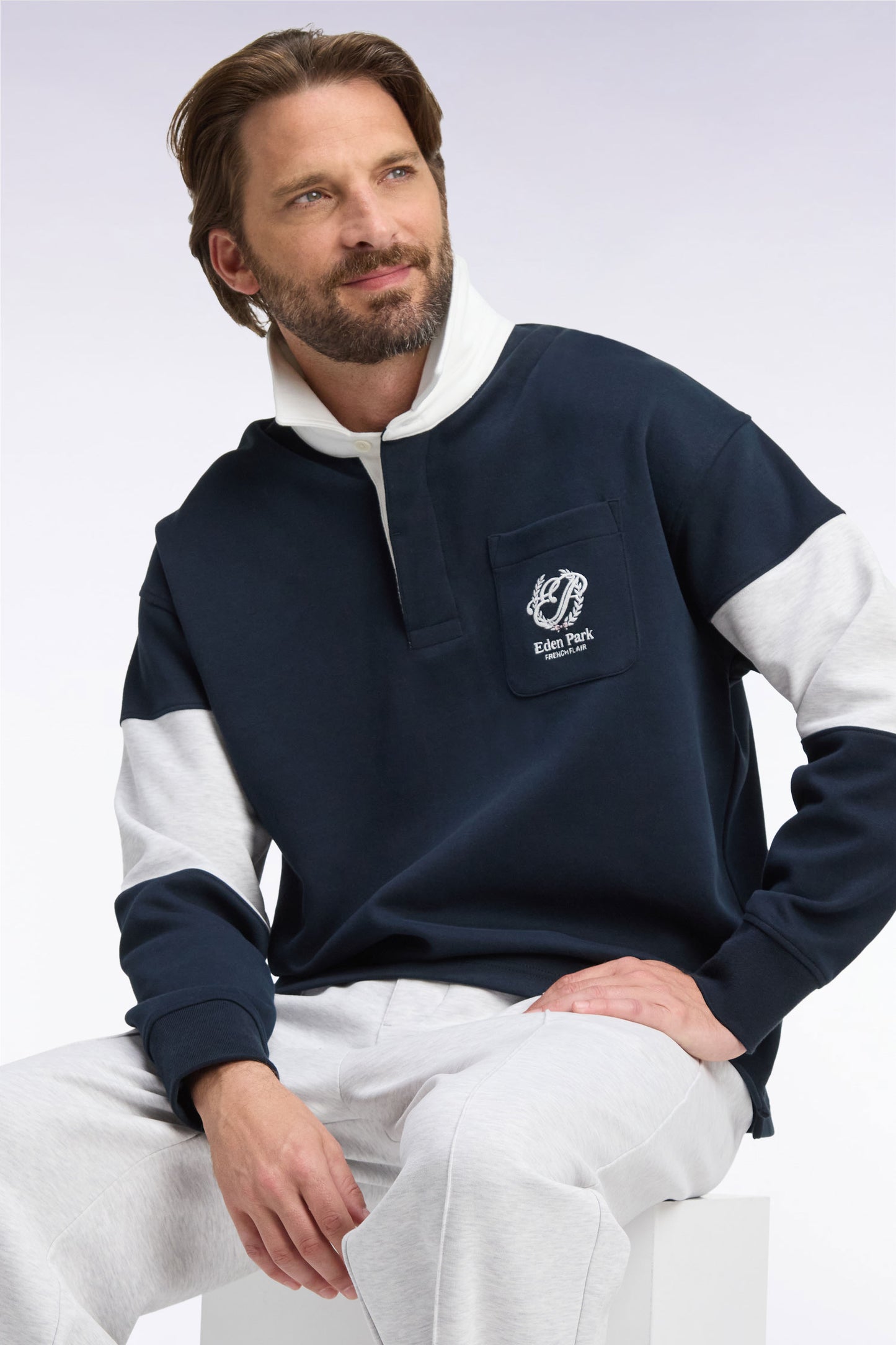 Sweatshirt unisexe à col maillot en interlock marine broderies héritage coupe loose