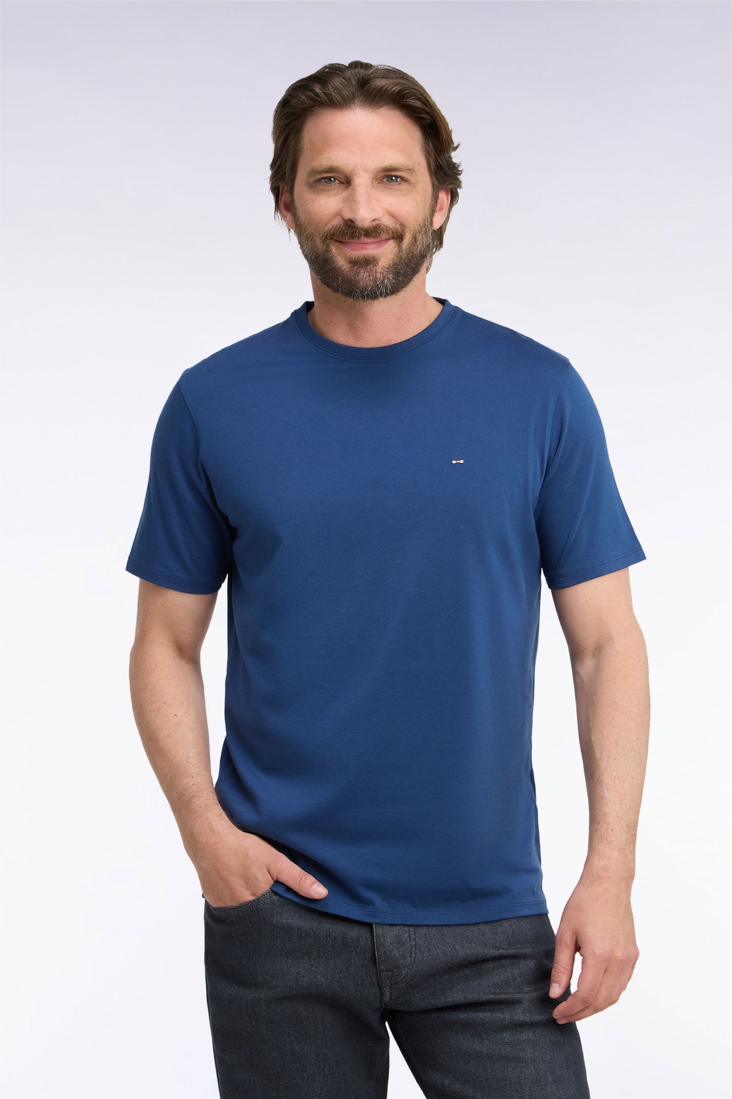 T-shirt manches courtes col rond en coton marine coupe droite