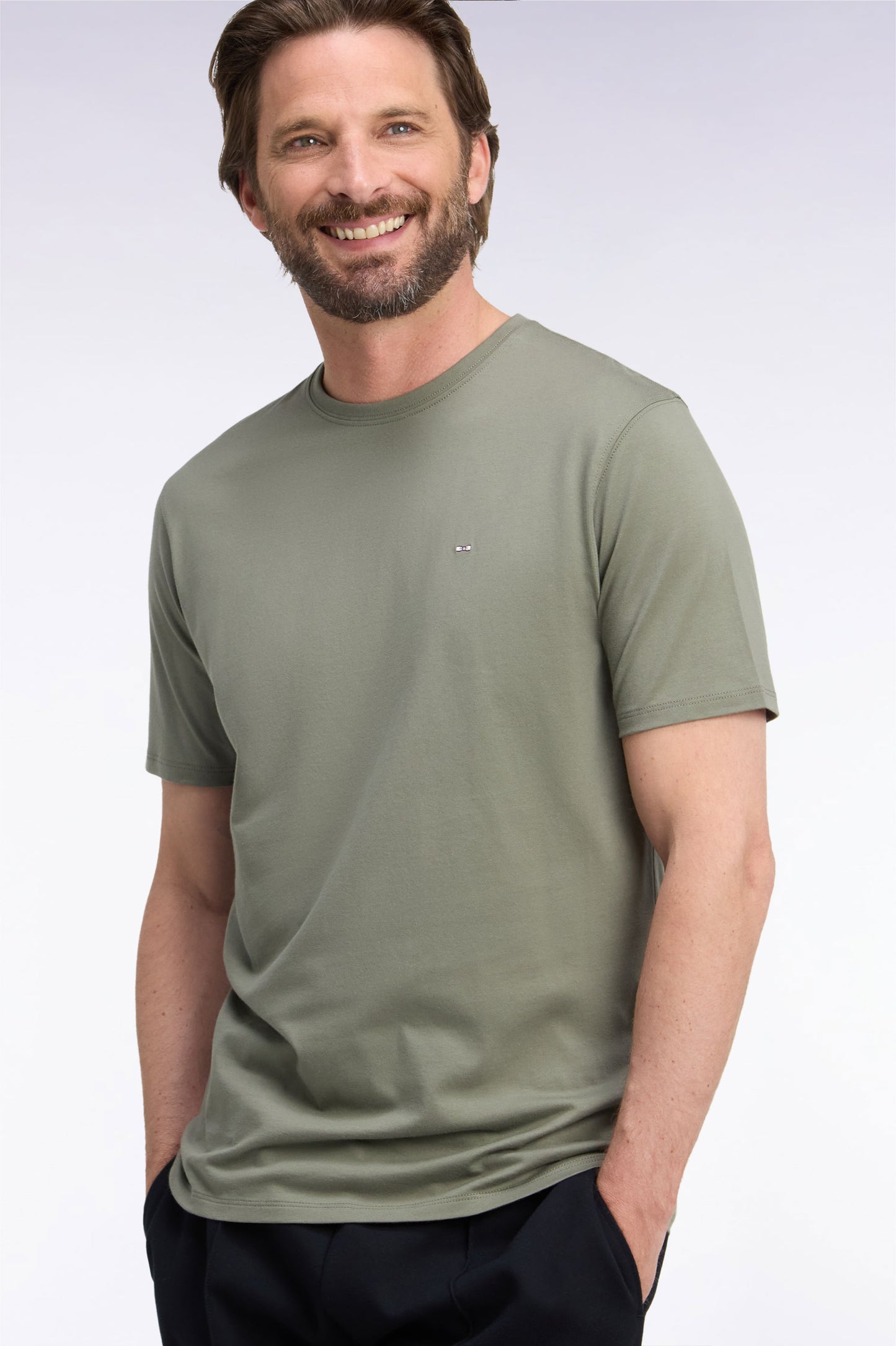 T-shirt manches courtes col rond en coton kaki coupe droite