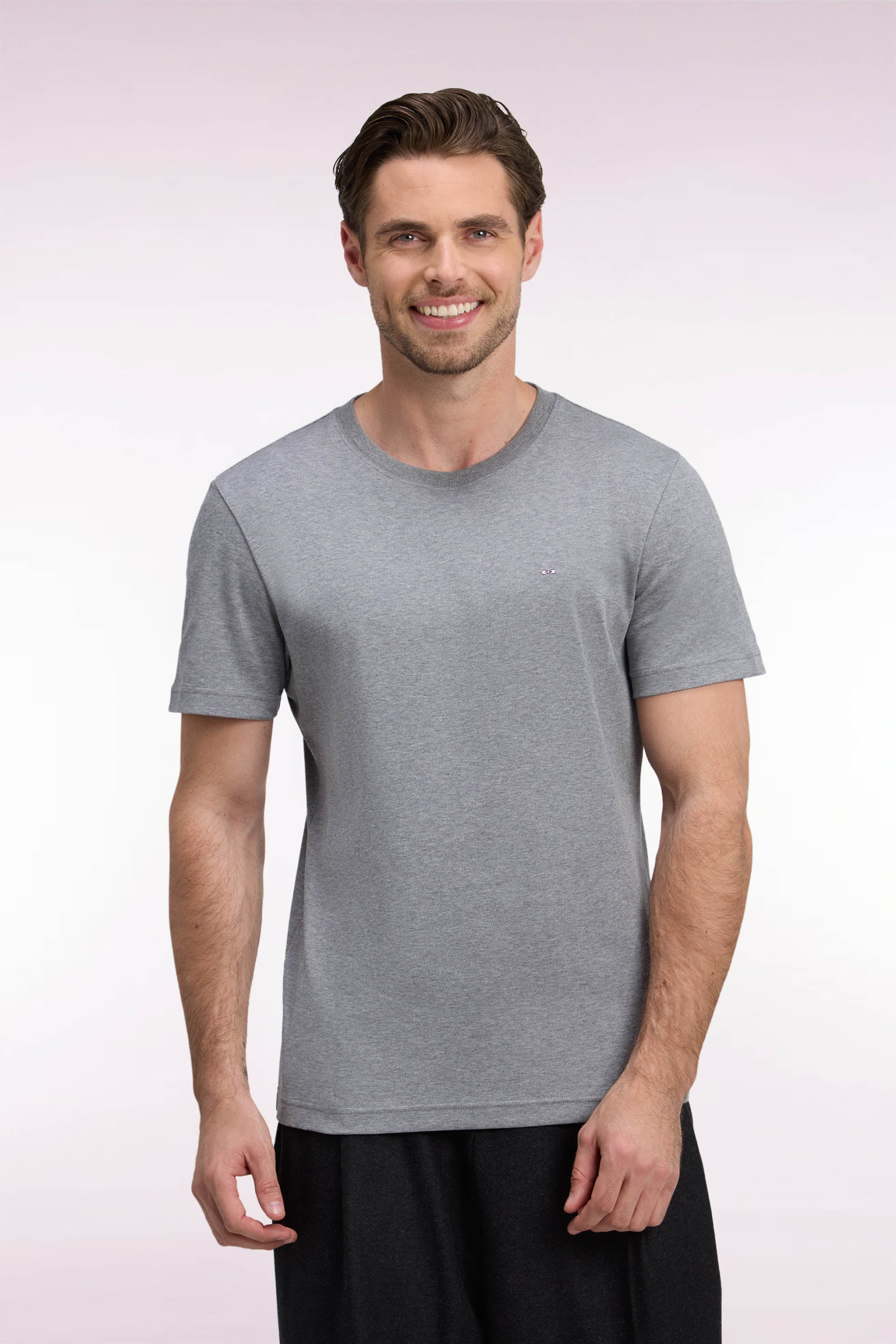 T-shirt manches courtes en coton gris coupe droite