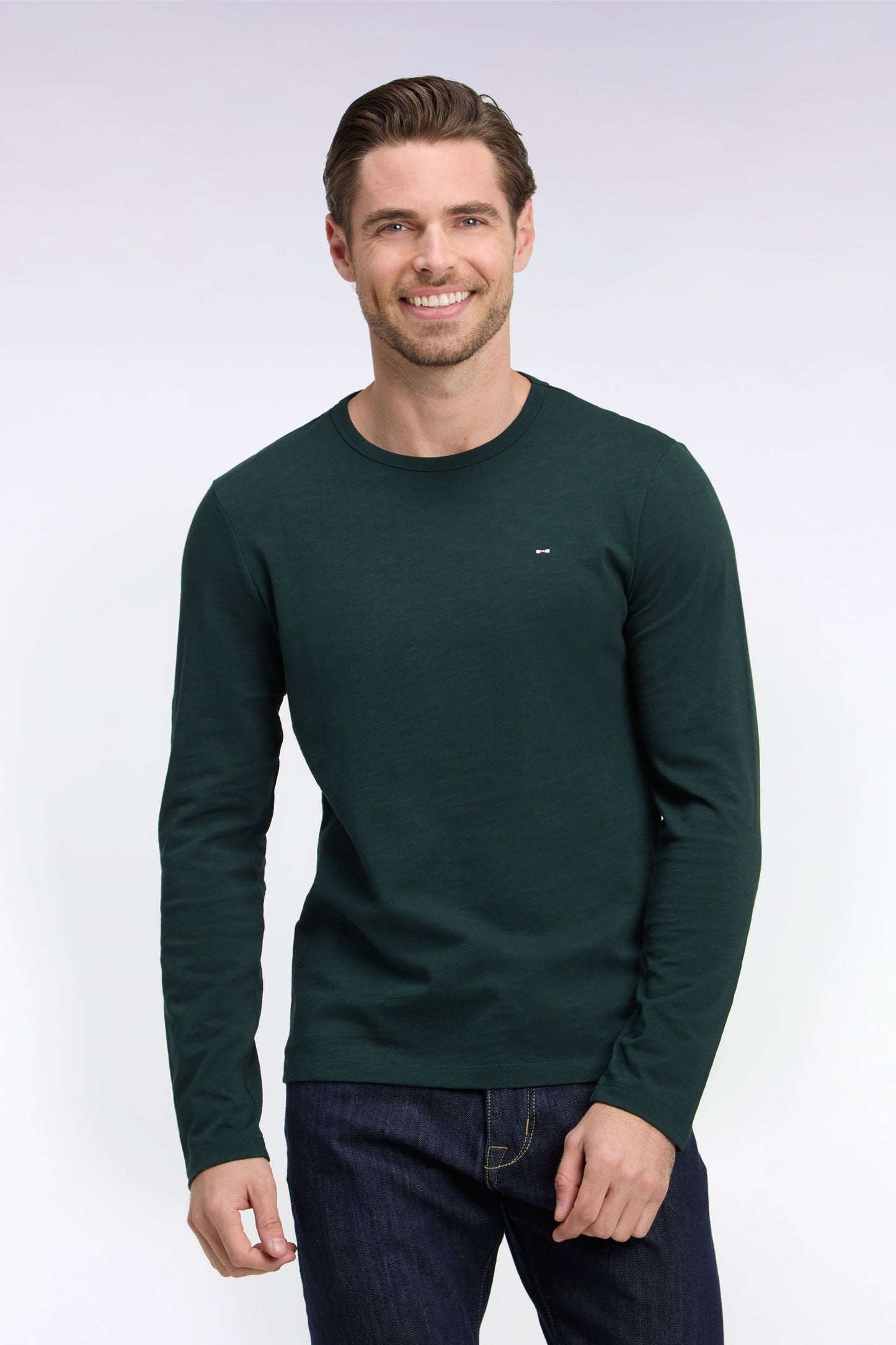 T-shirt manches longues en coton vert foncé coupe ajustée