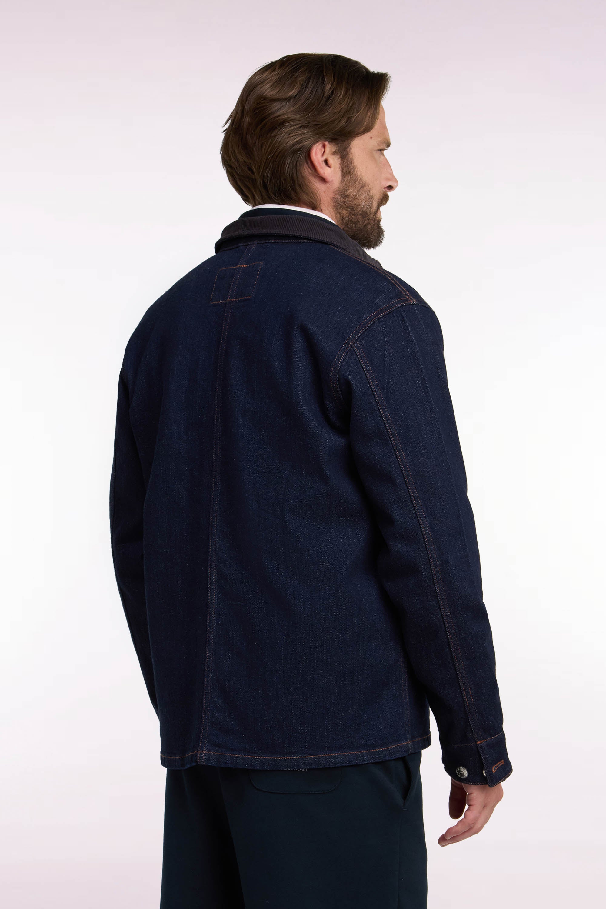 Surchemise en denim brut col en velours côtelé