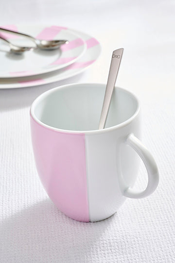 Set de deux mugs en porcelaine de Limoges blanche intérieur émaillé rose