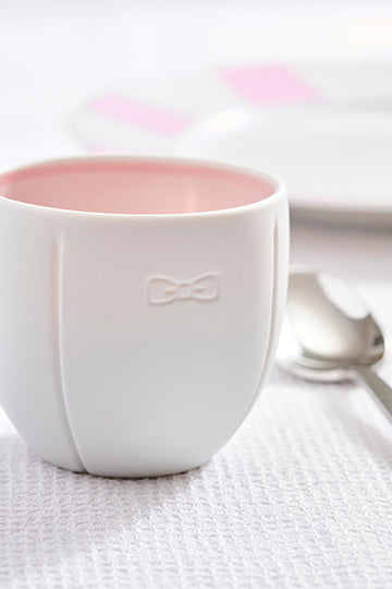 Deux tasses à café en porcelaine