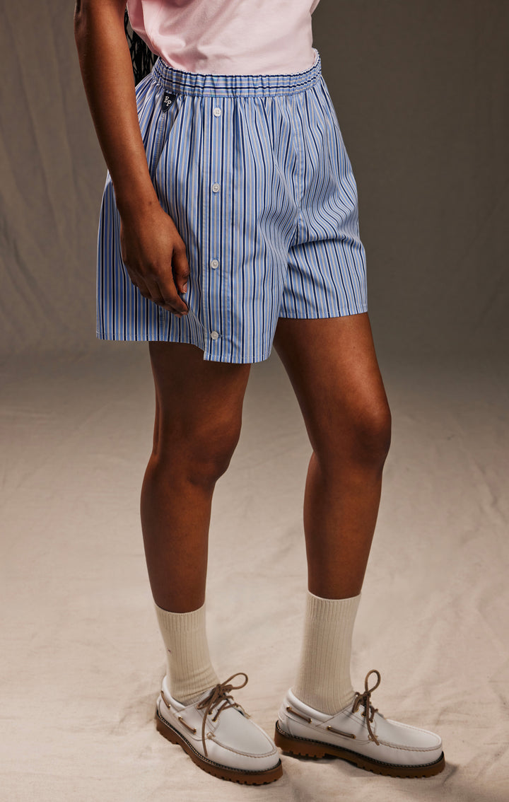Short upcyclé en coton rayé ciel et blanc Pap'Atelier