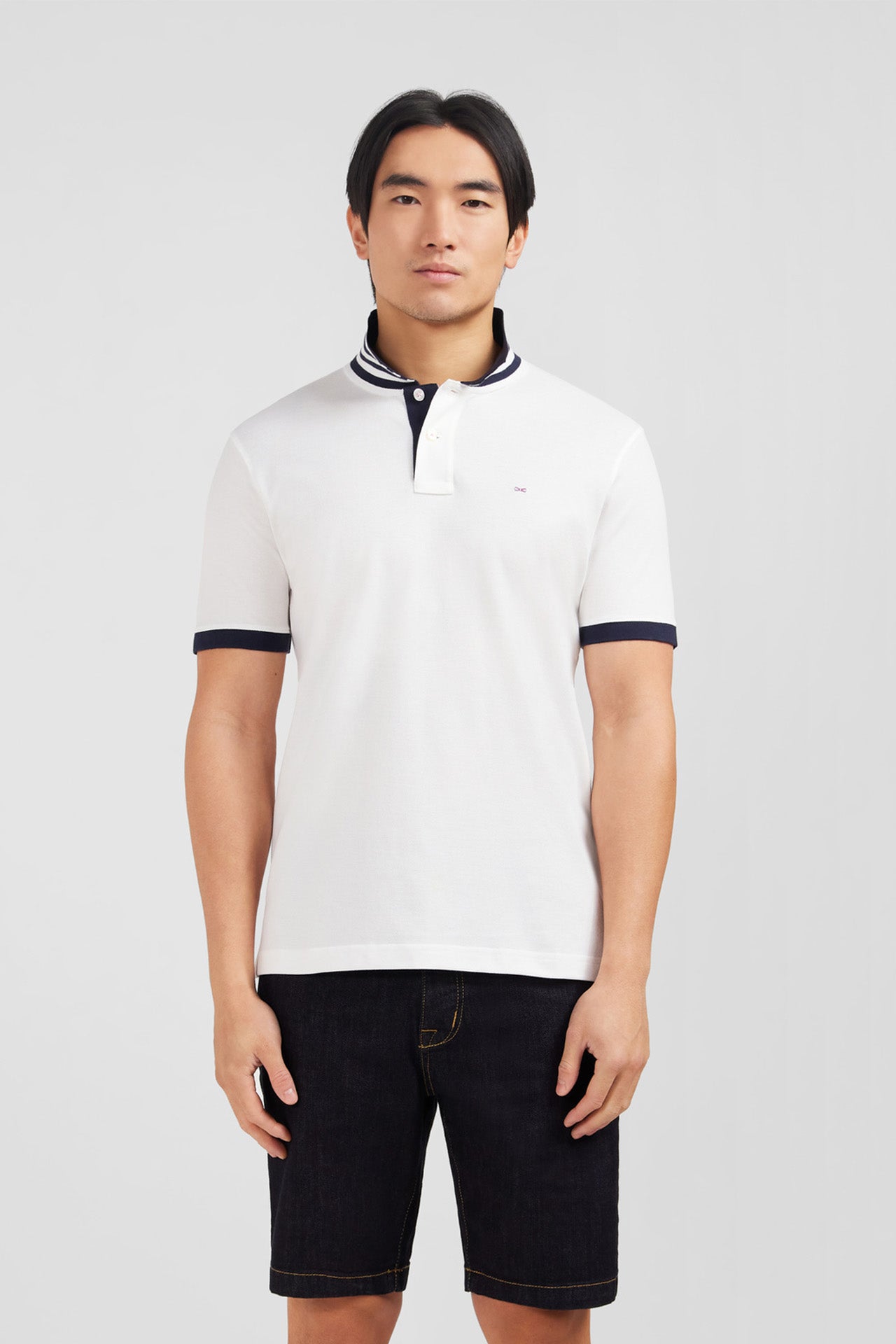 Polo blanc en coton pima avec détails contrastés