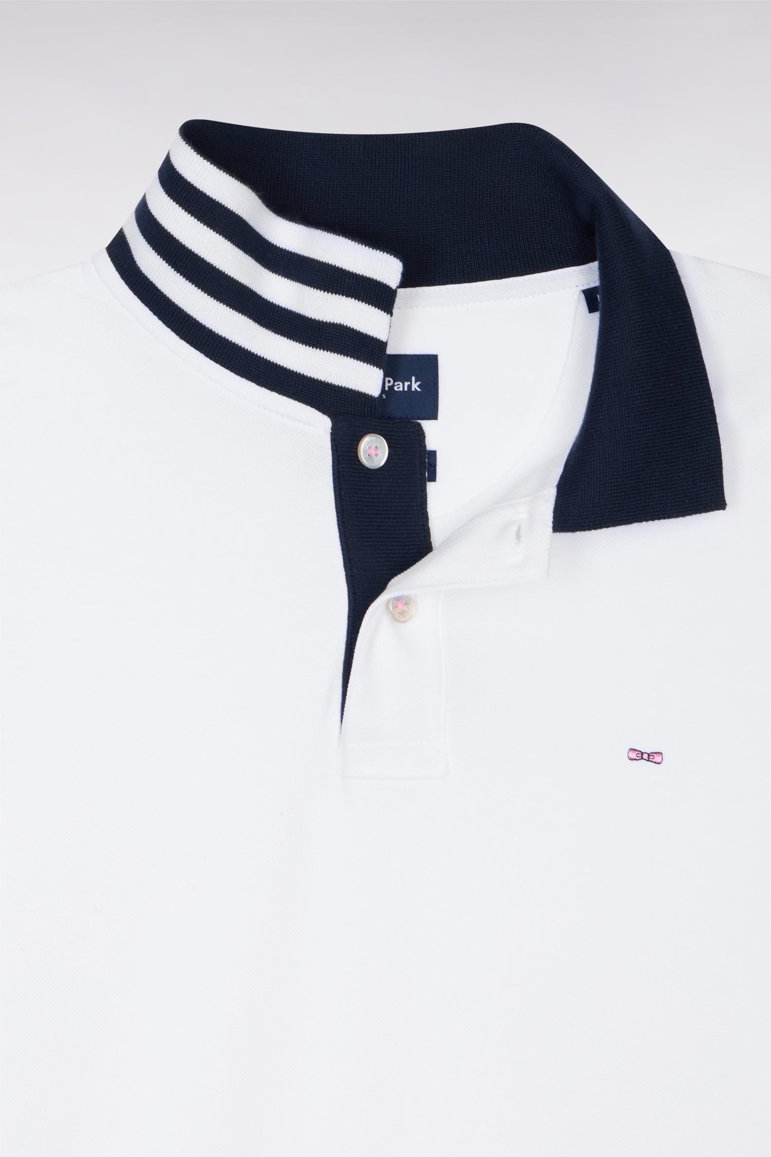 Polo blanc en coton pima avec détails contrastés