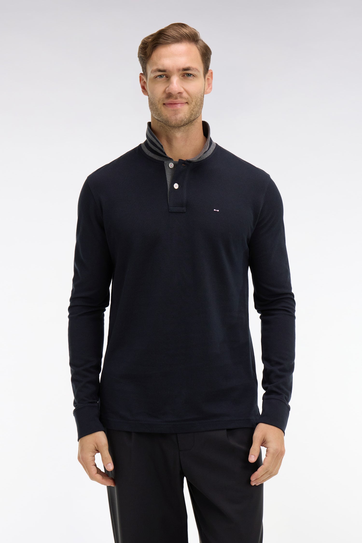 Polo manches longues noir en coton avec col contrasté