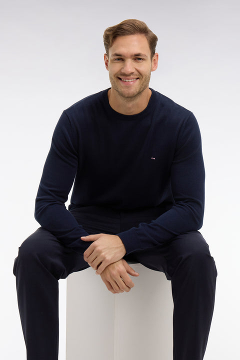 Pull bleu marine à col rond en coton - Image 1