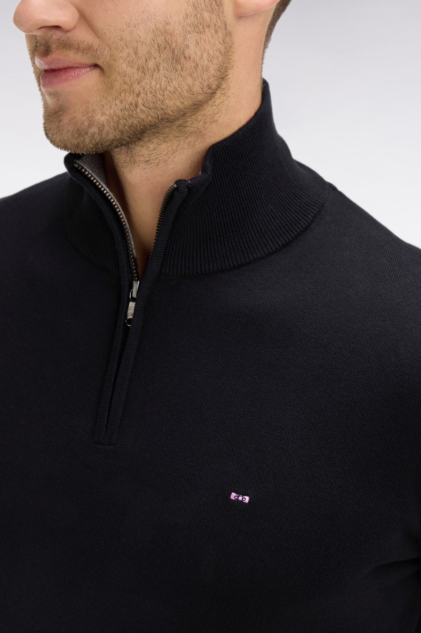 Pull noir à col camionneur en coton