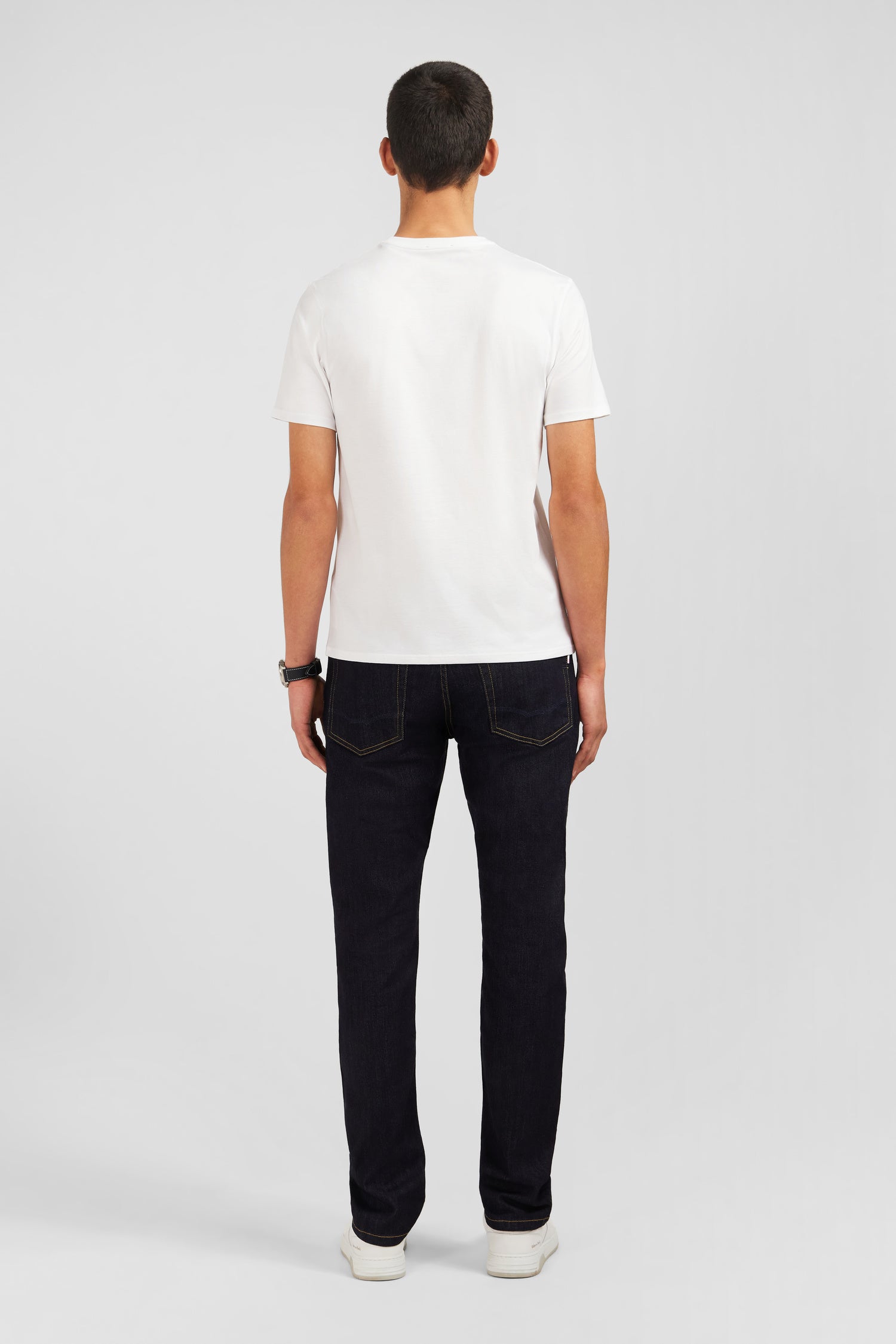 T-shirt blanc col rond à manches courtes