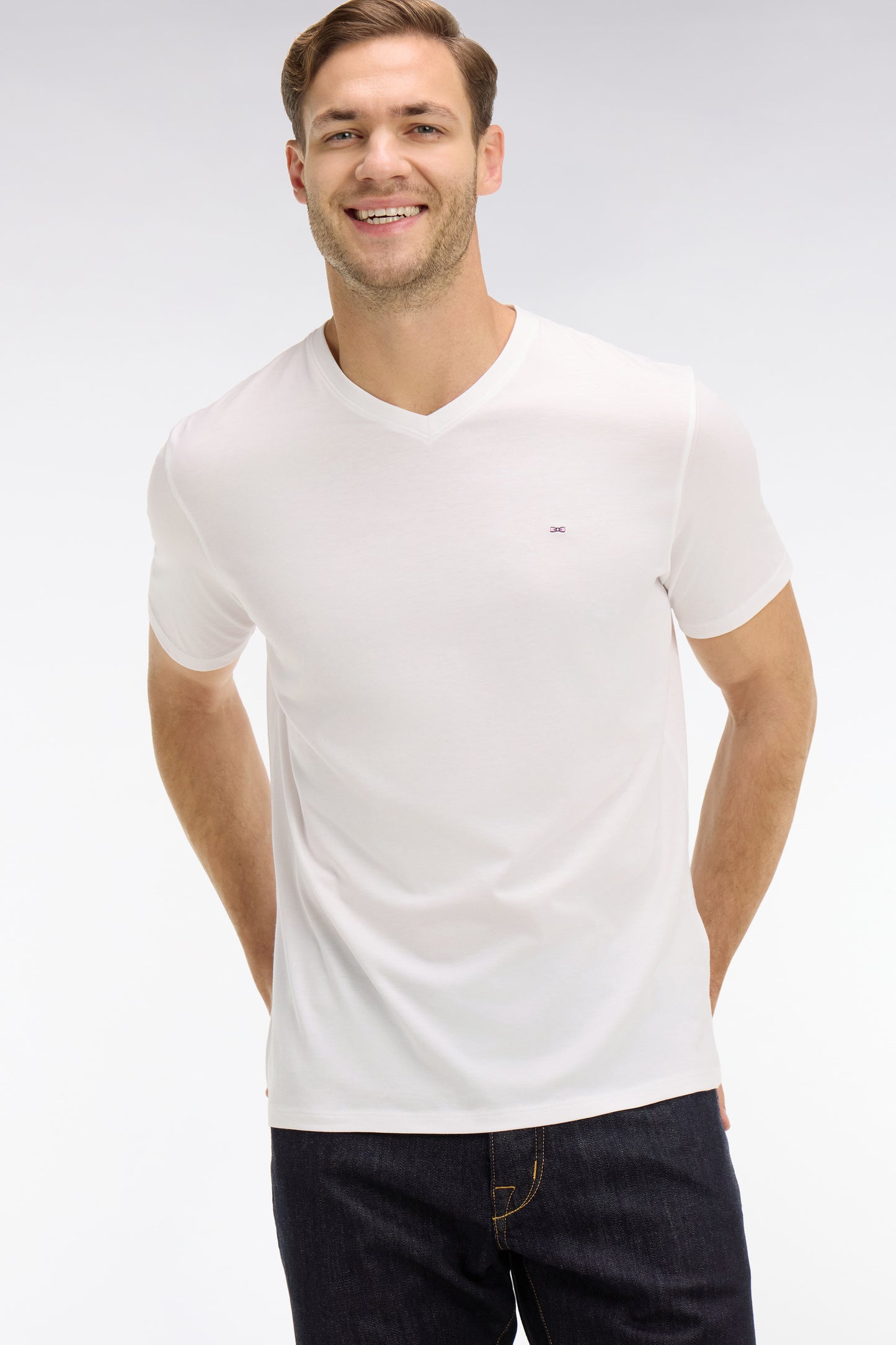 V-neck white light pima cotton t-shirt