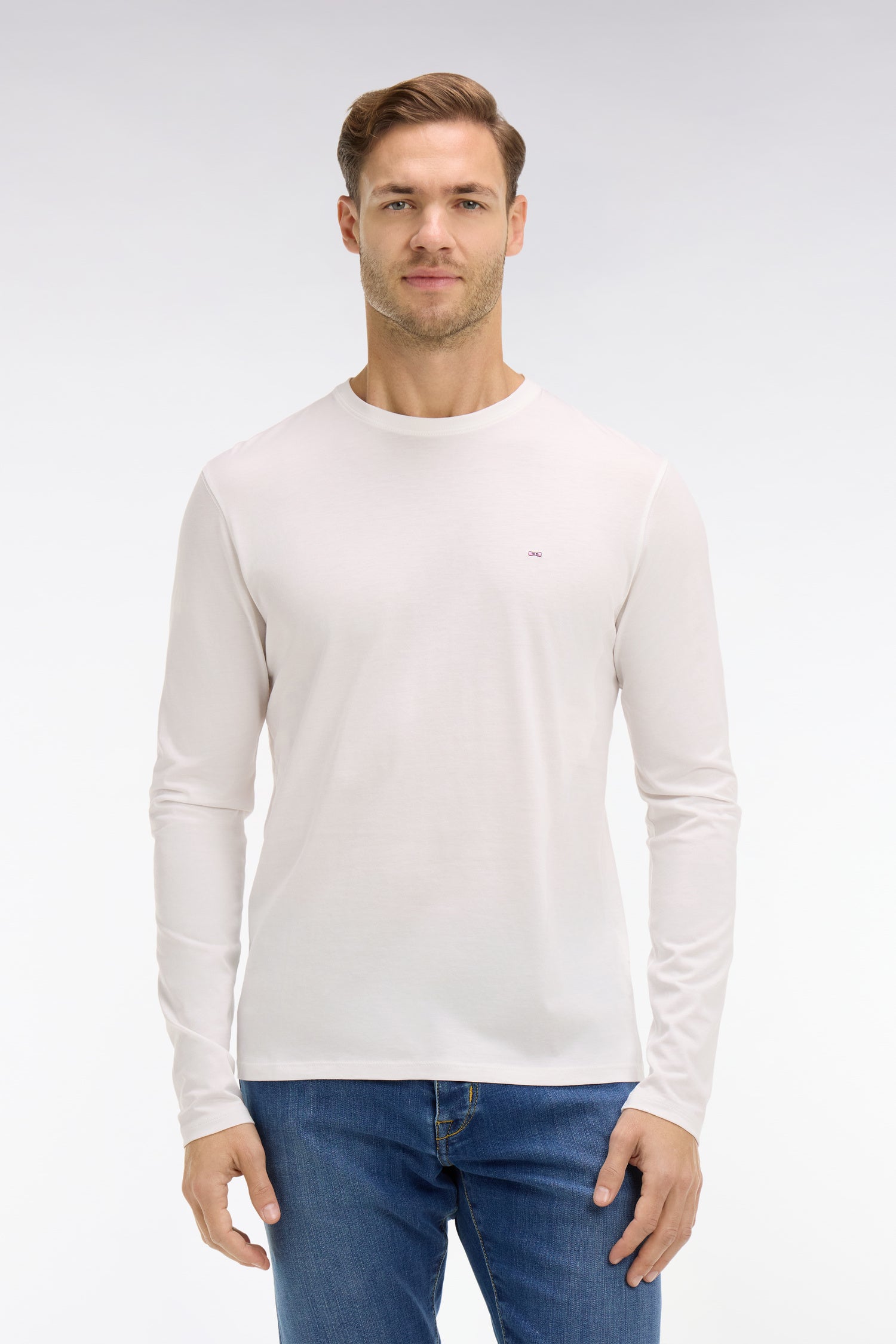 T-shirt blanc col rond à manches longues