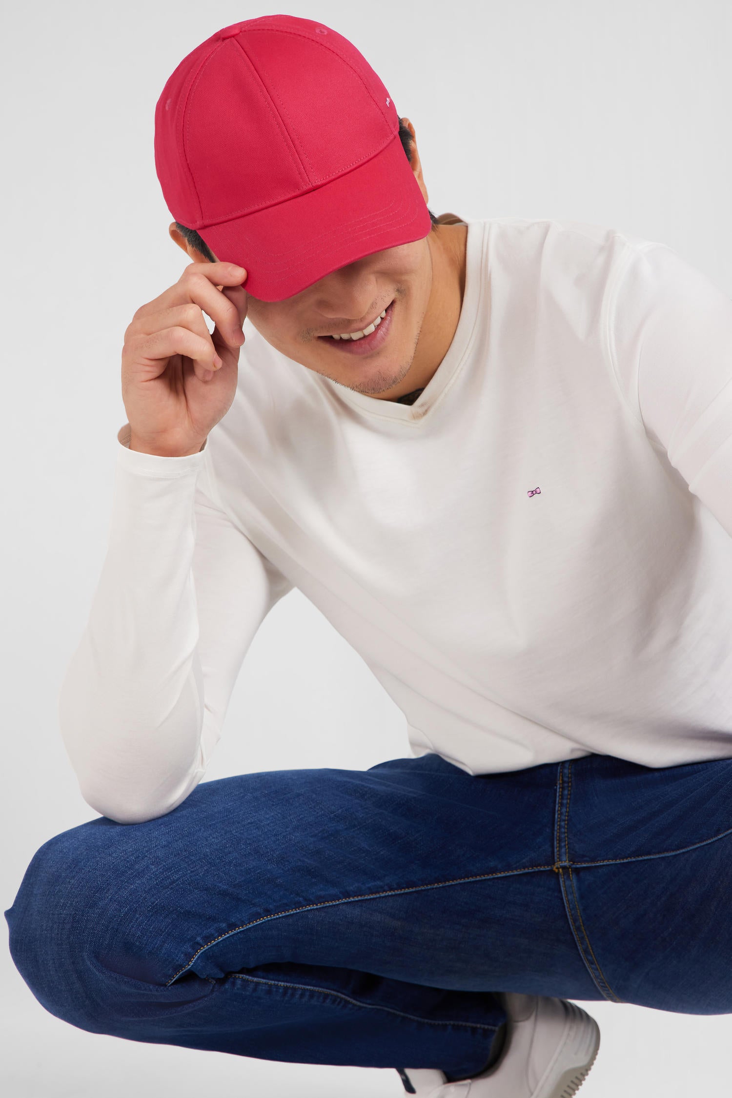 T-Shirt Weiß V-Ausschnitt mit lange Ärmel