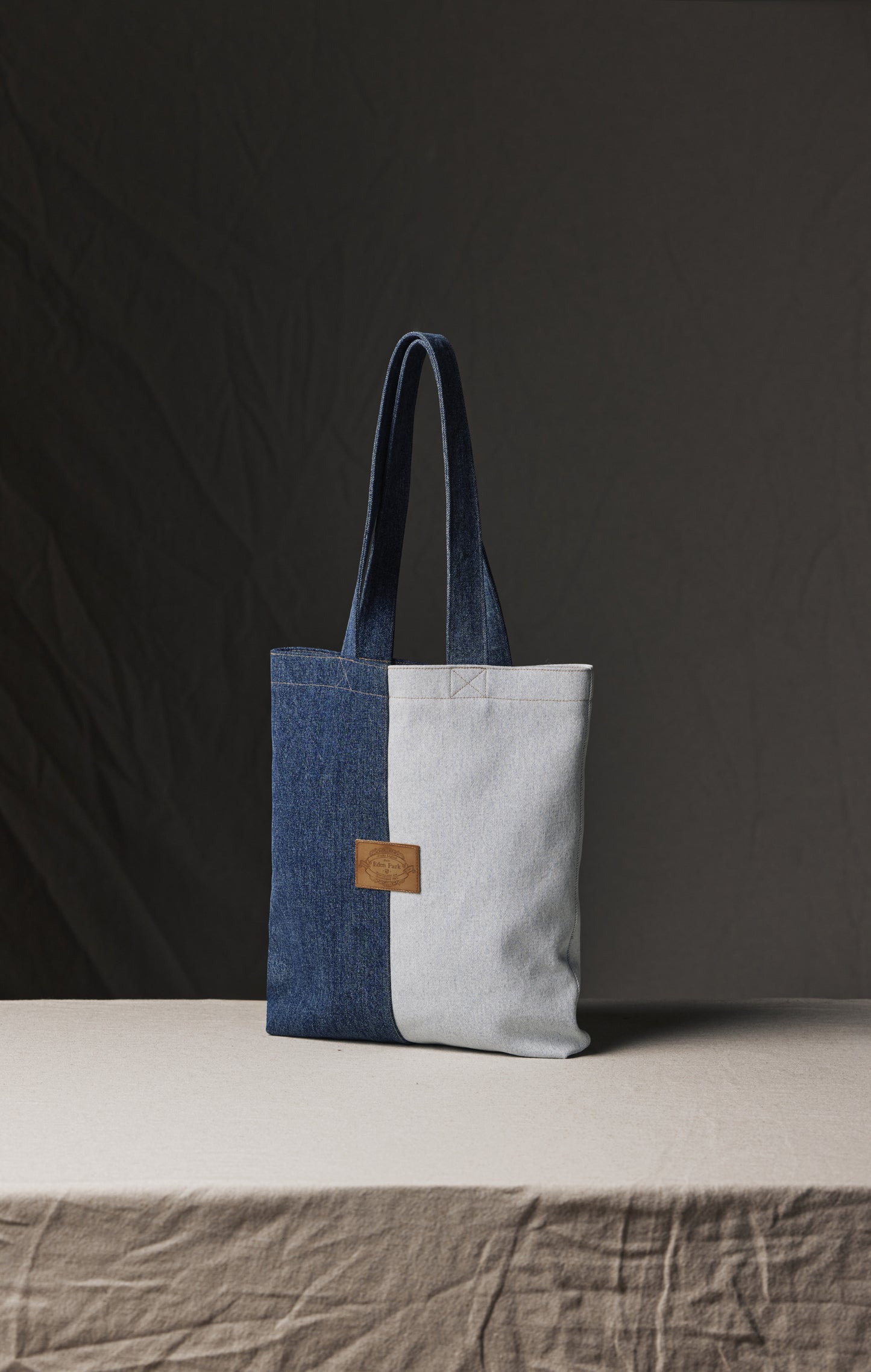Sac cabas en denim bicolore upcyclé Pap'Atelier
