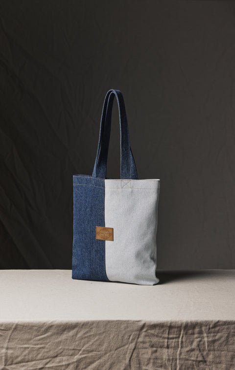 Sac cabas en denim bicolore upcyclé Pap'Atelier - Image 3