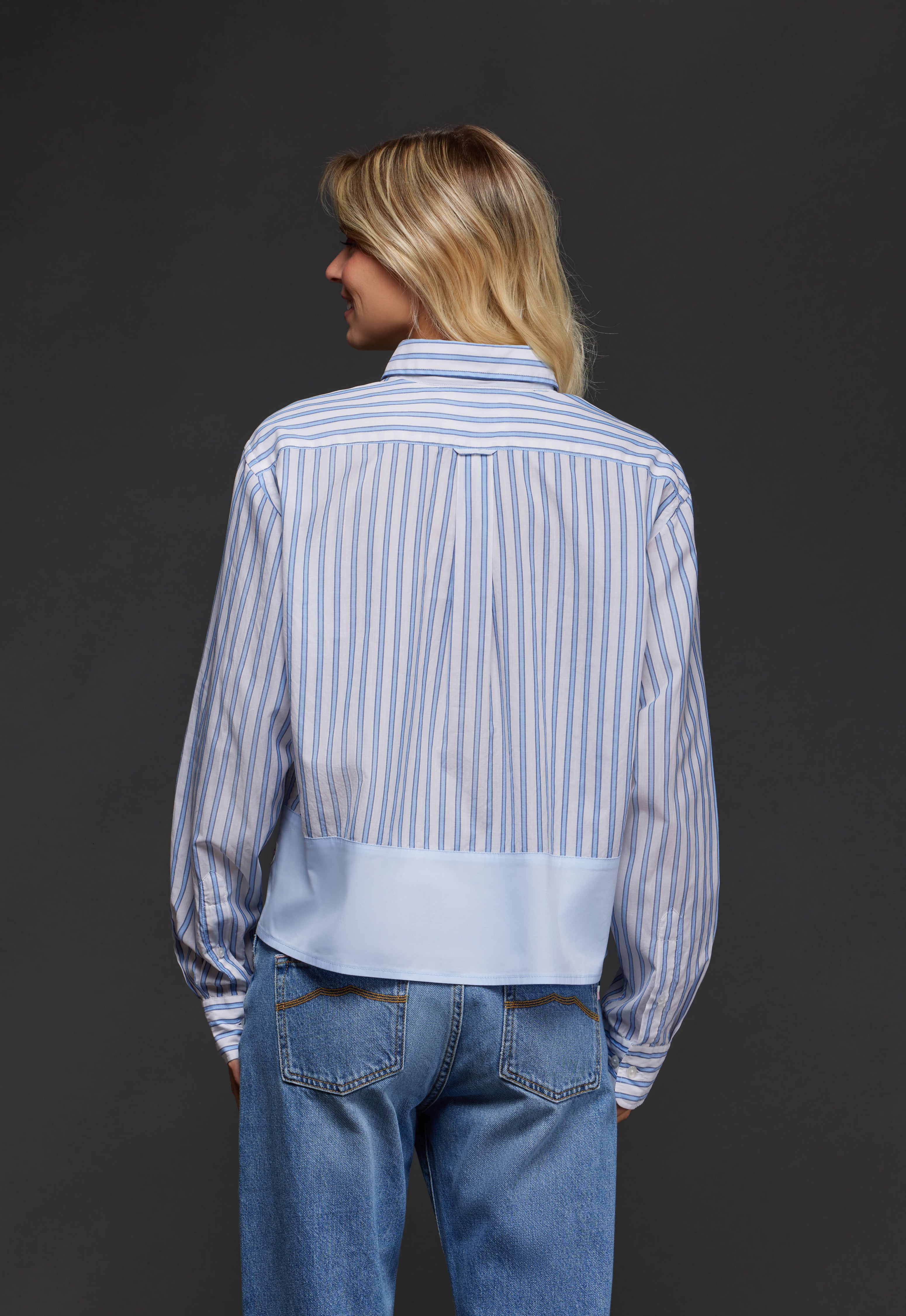 Chemise en coton bleu rayé à empiècement uni upcyclée Pap'Atelier