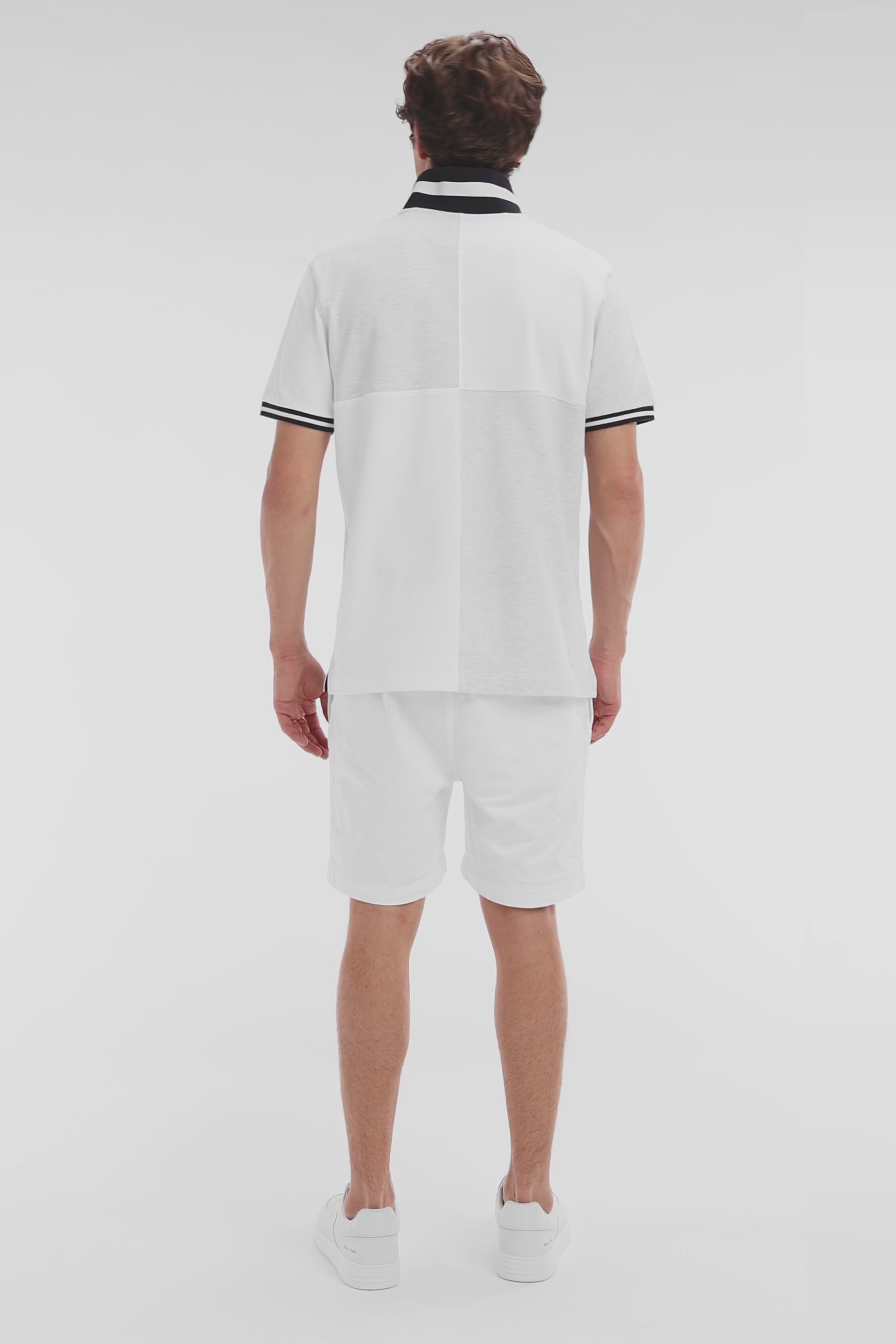 Polo à manches courtes en coton gris coupe décontractée