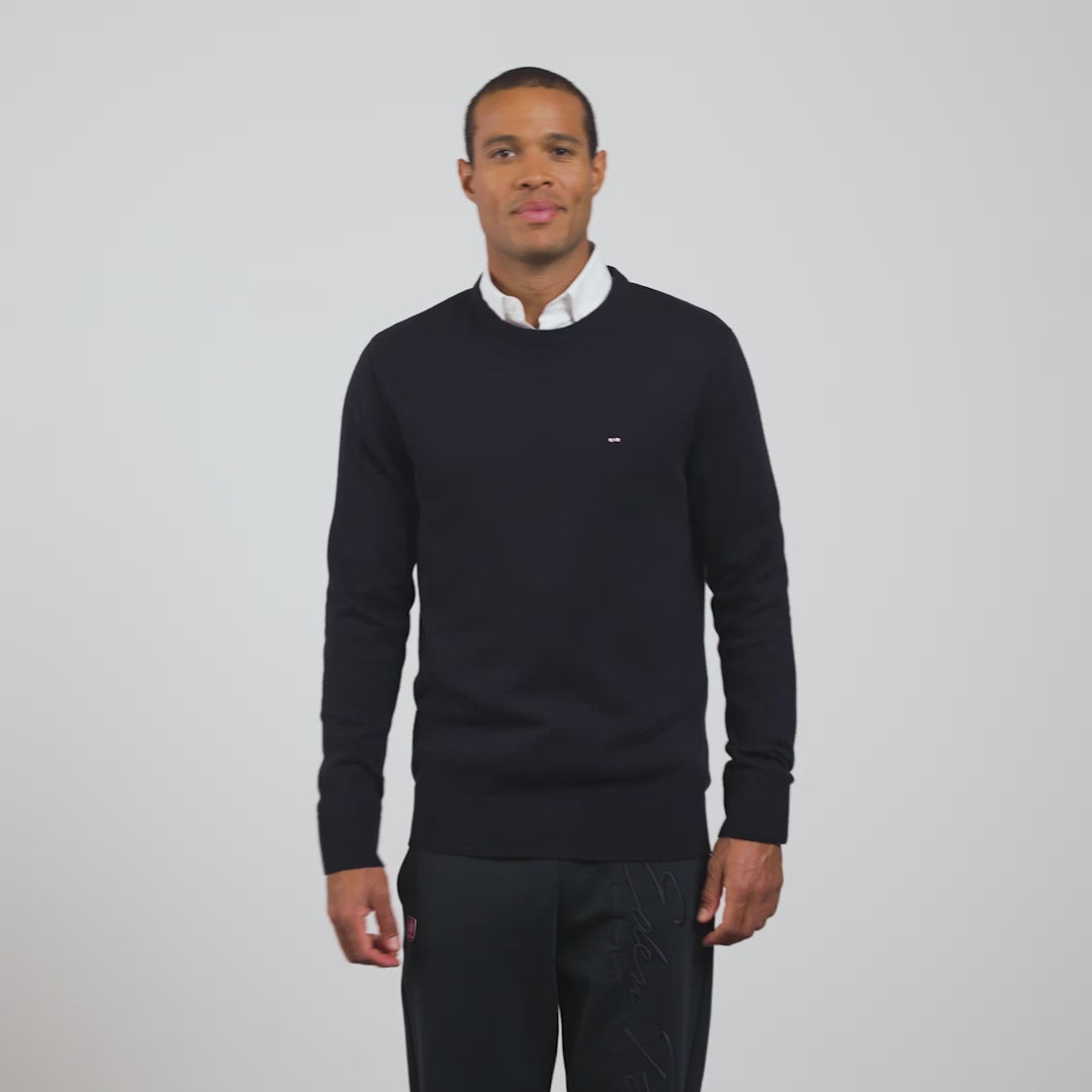 Pull bleu foncé en laine mélangée