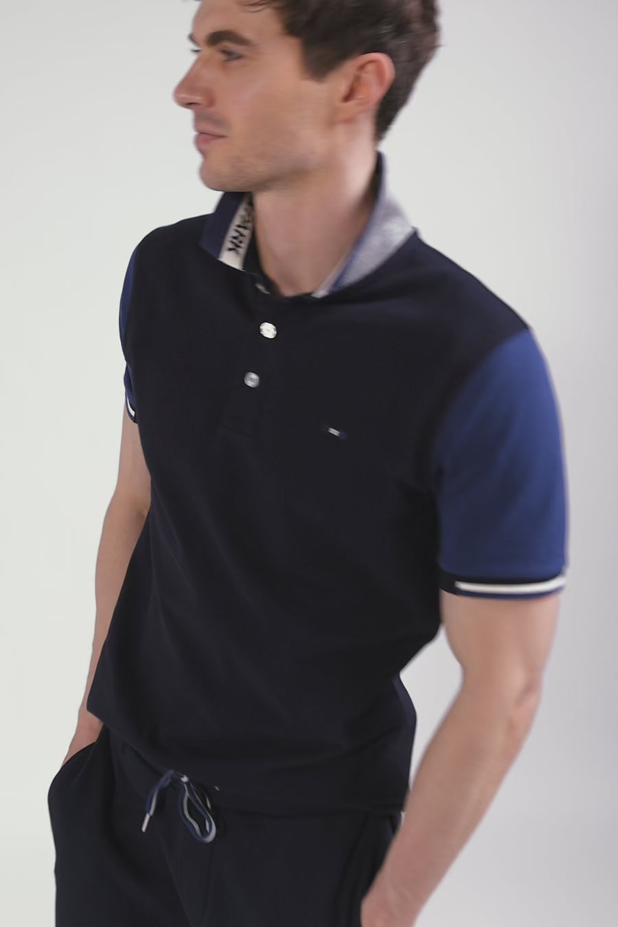 Polo manches courtes en pique coton bleu marine col jacquard Eden Park