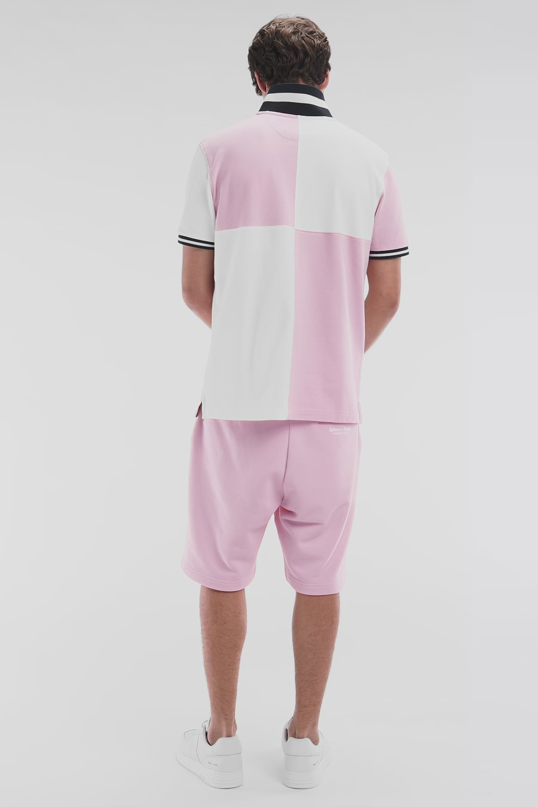 Polo à manches courtes coupé-cousu en coton rose coupe décontractée