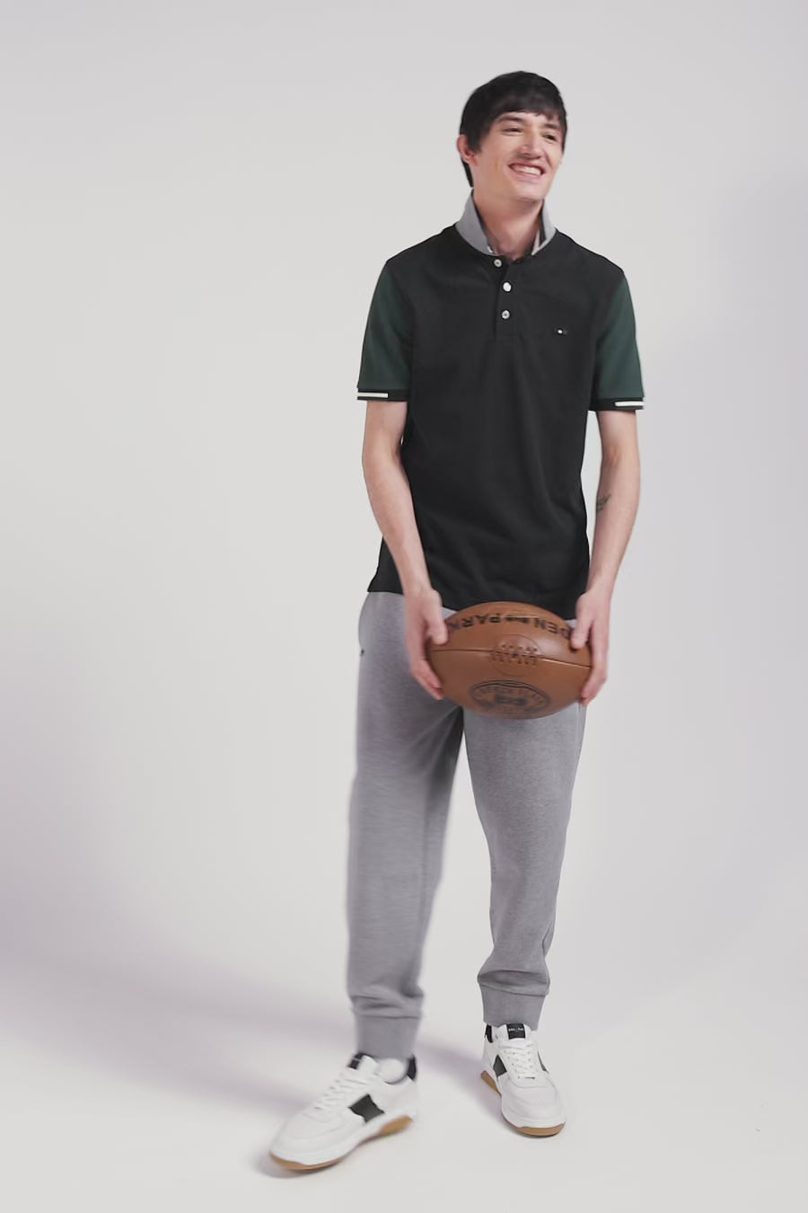 Polo manches courtes en pique coton vert col jacquard Eden Park coupe