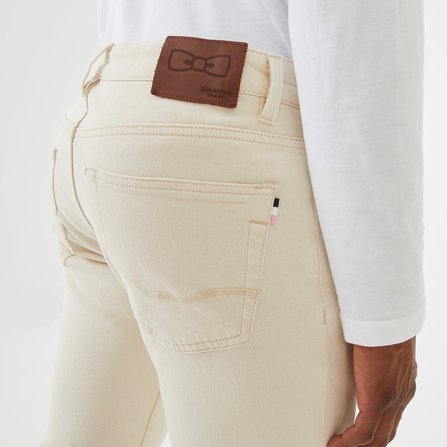 Off-white regular jeans