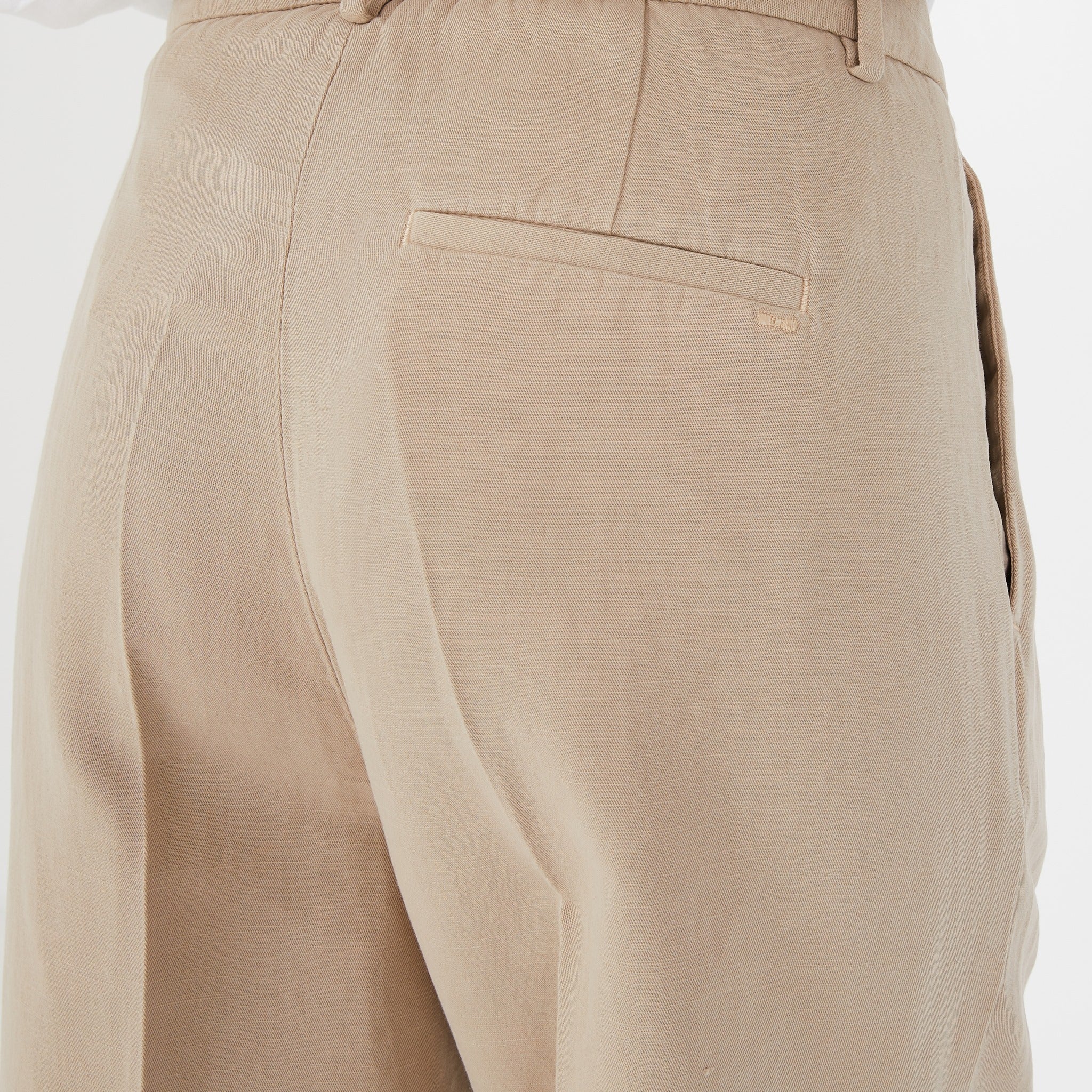 Hose mit pinces Beige