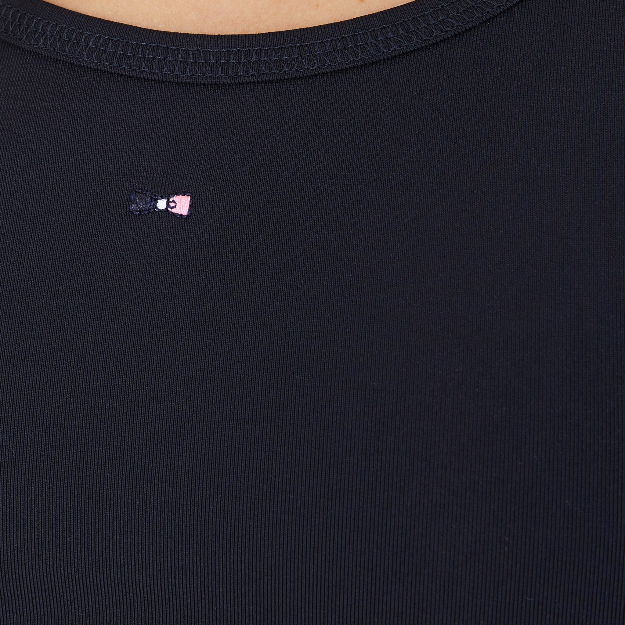 Brassière de sport bleu foncé