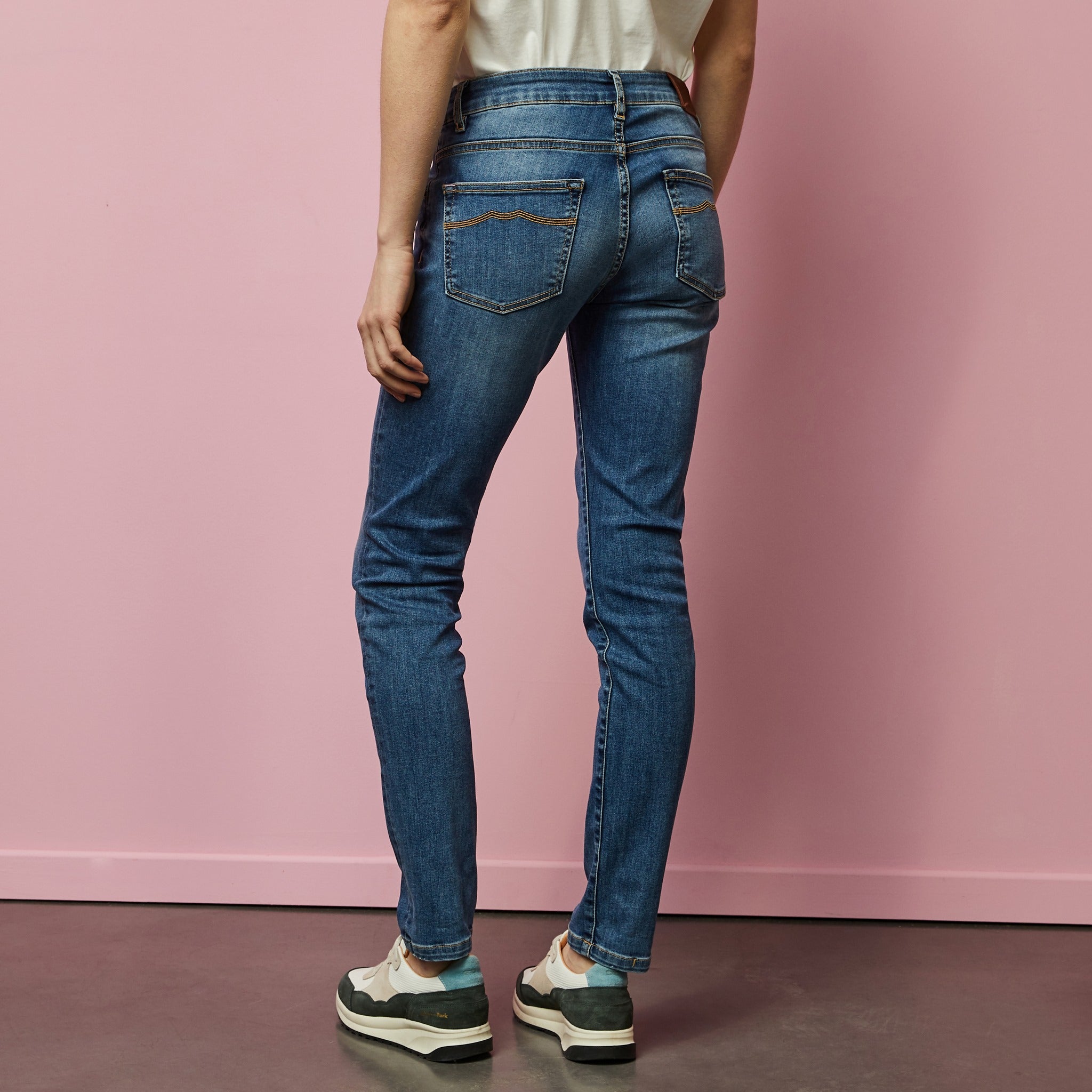 vaqueros slim azul