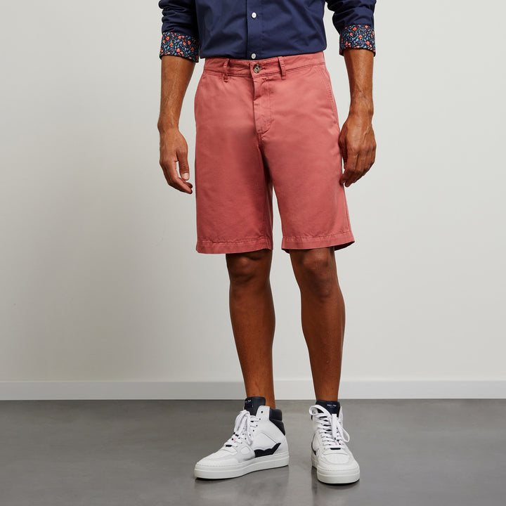 Bermuda chino rouge pâle