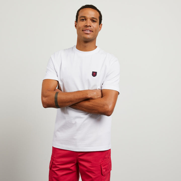 T-shirt blanc à broderie 10